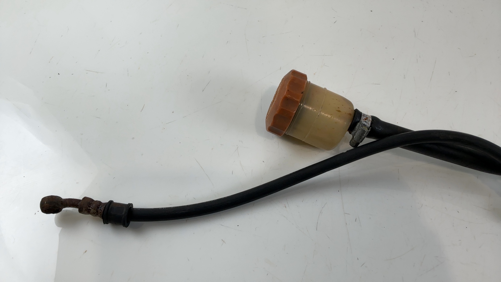 Honda Interceptor VF750F Rear Brake Master Cylinder 1983-1985 OEM 43500-MB2-672 - Image 4
