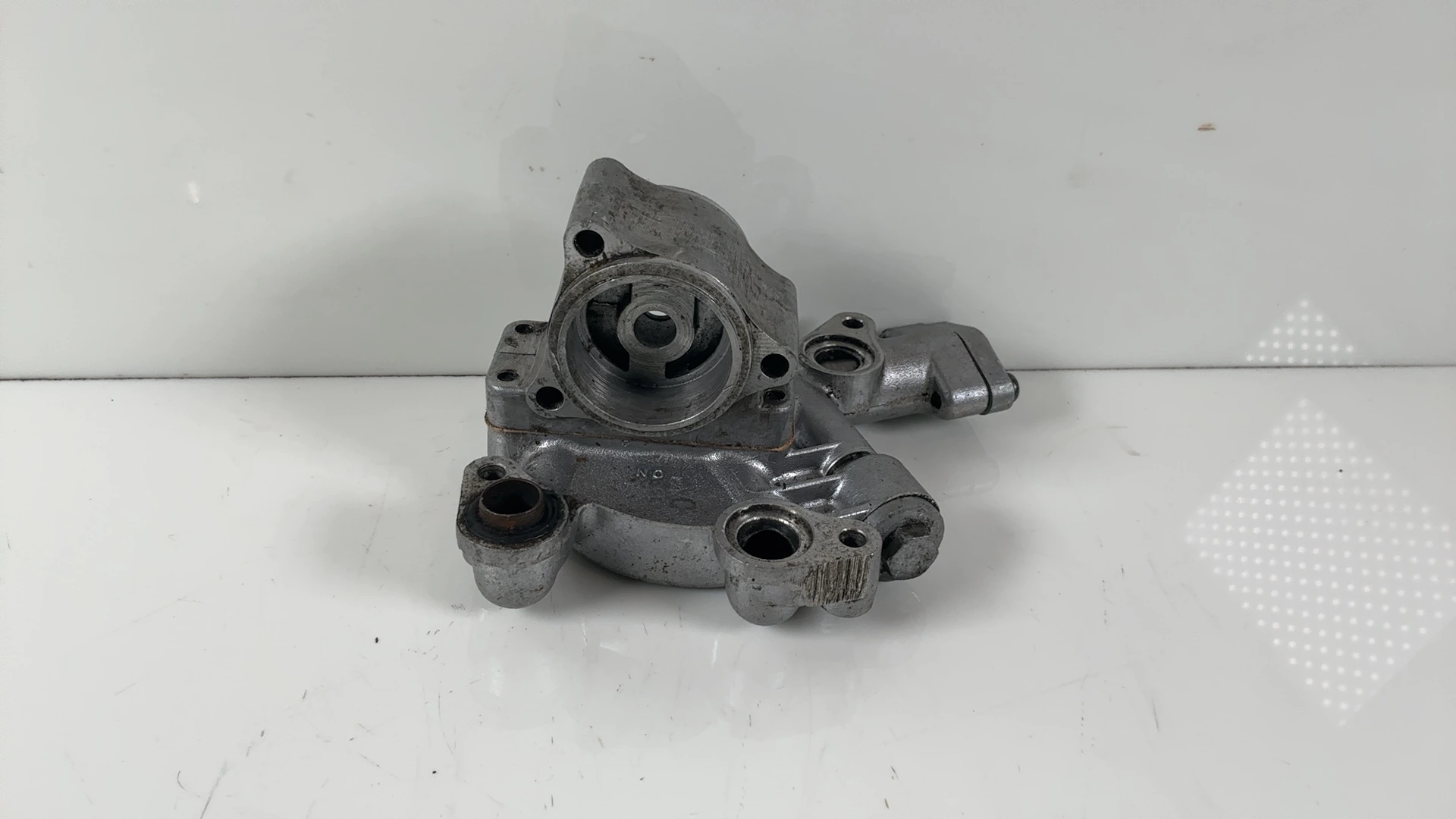 Honda CB750 Four CB750K 750cc Engine Oil Pump 1969-1976 OEM 15100-300-020 - Image 1