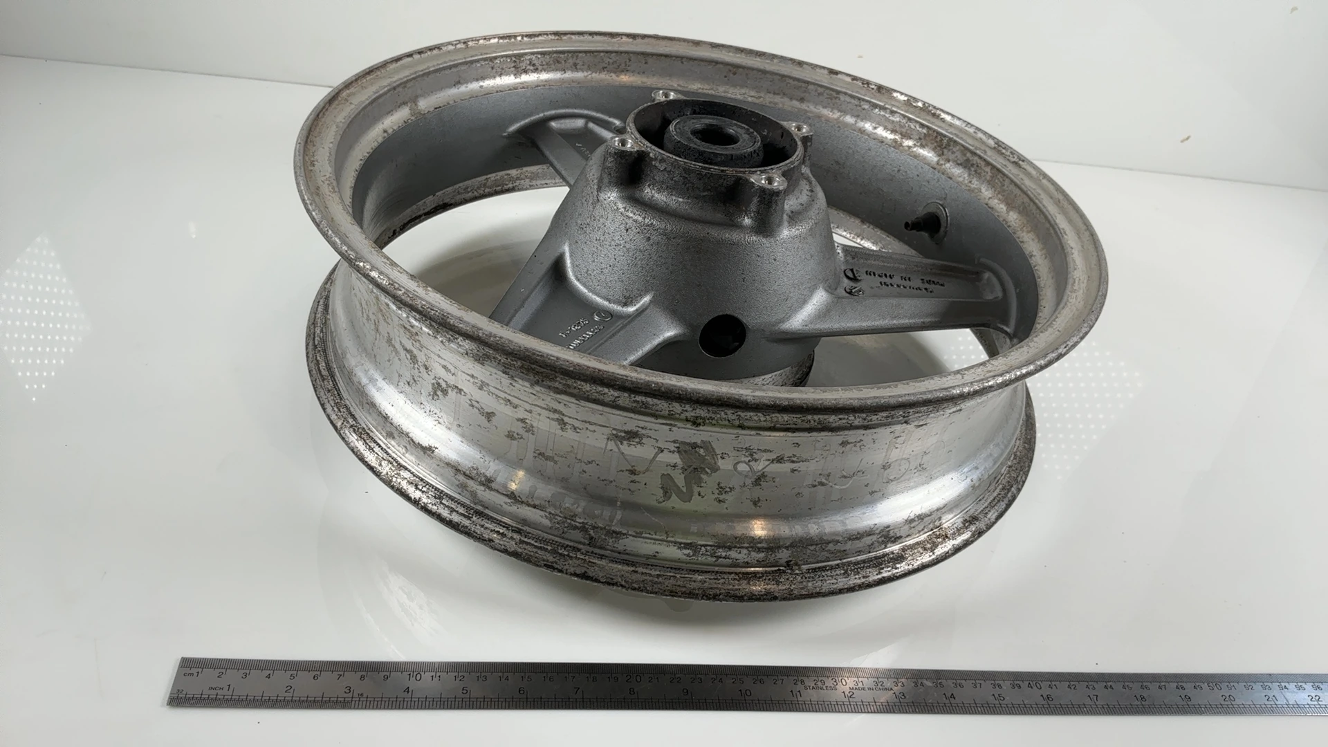 Kawasaki Zephyr ZR750C 750cc Rear Wheel Rim 1991-1999 OEM 41073-1481-JF - Image 5