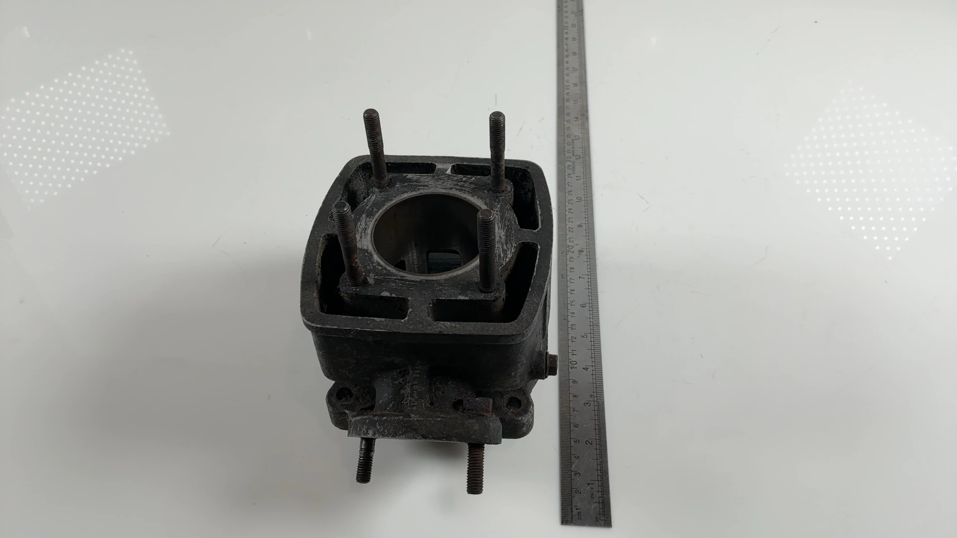 Yamaha RD125LC RD125 123cc Cylinder Barrel Jug 1982-1984 OEM 10W-11311-00 - Image 3