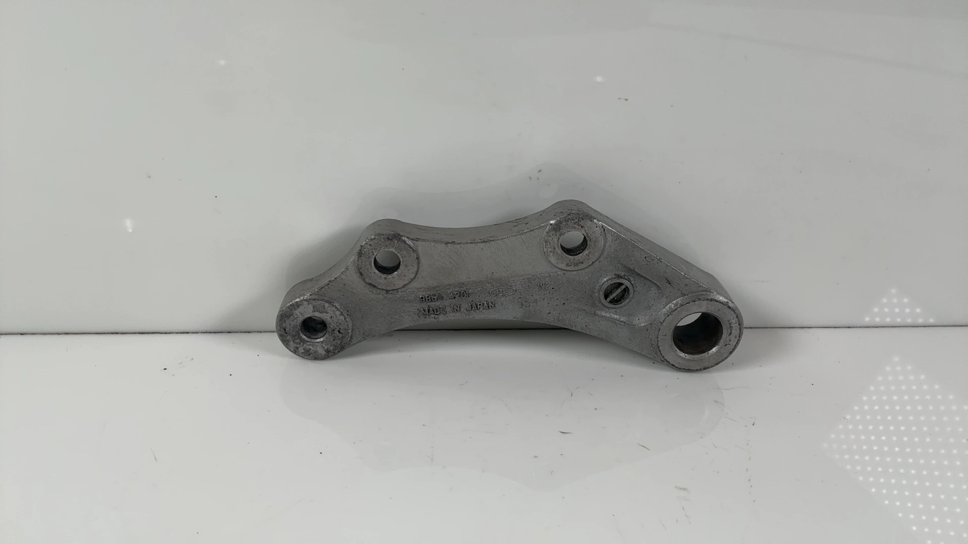 Kawasaki Concours ZG1000 1000cc Rear Brake Caliper Bracket 1986-2006 43034-1069 - Image 2