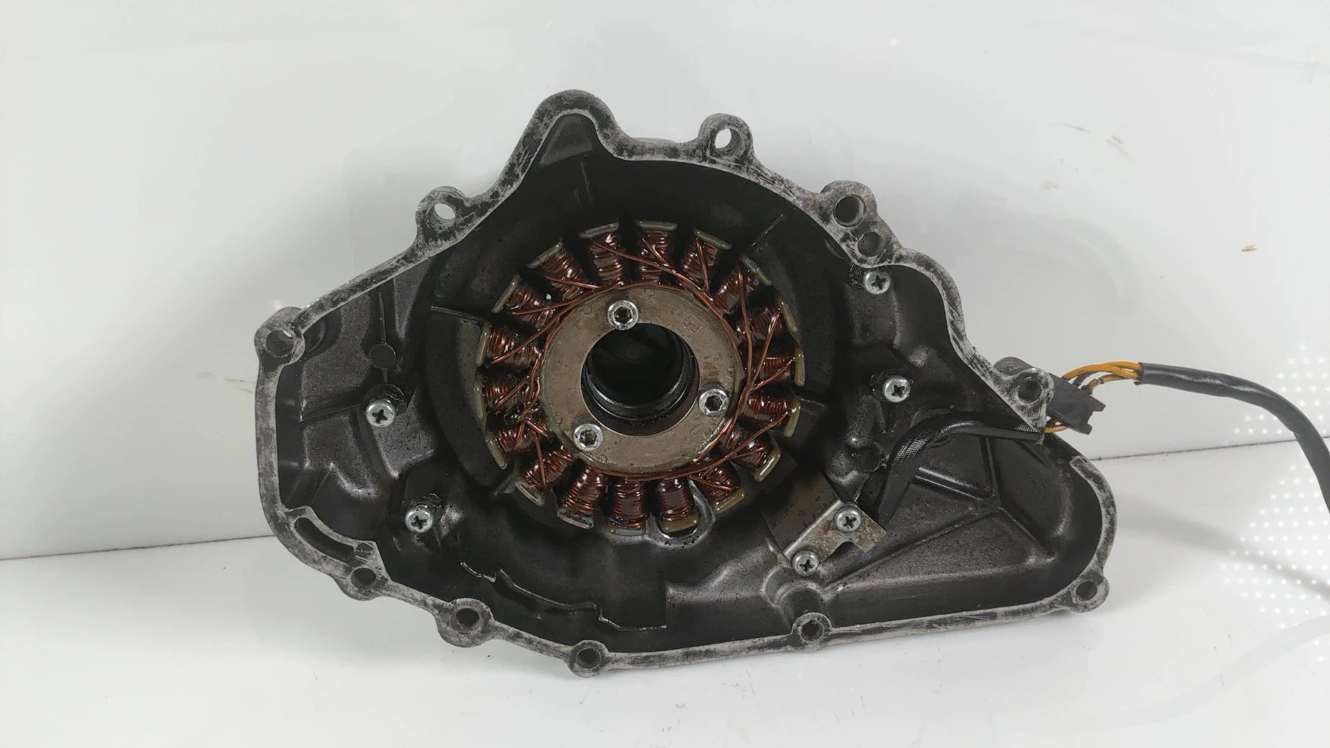 Kawasaki KLE 500 LE500A 500cc Left Stator Engine Cover 1991-2004 OEM 14031-1202 - Image 2