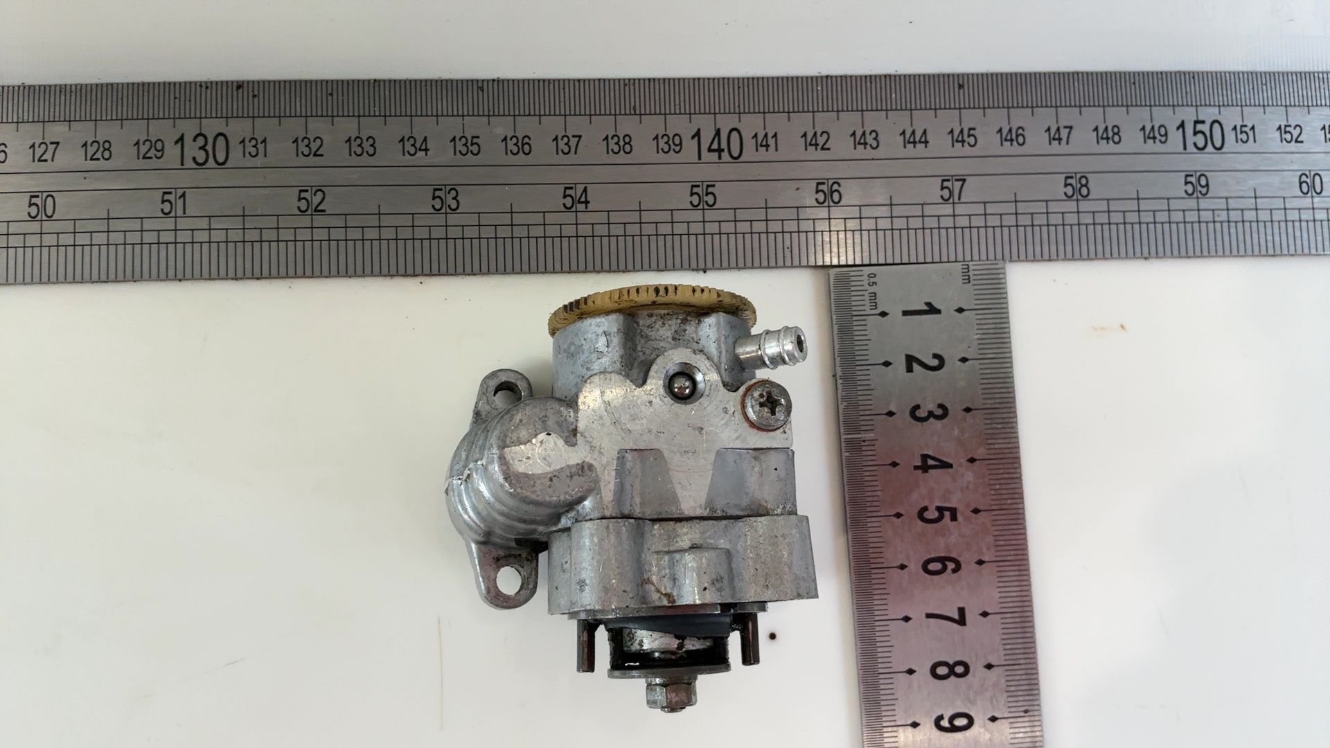 Yamaha DT250 DT 250 250cc Oil Pump Injection Assembly 1977-1979 OEM 1M1-13101-01 - Image 4