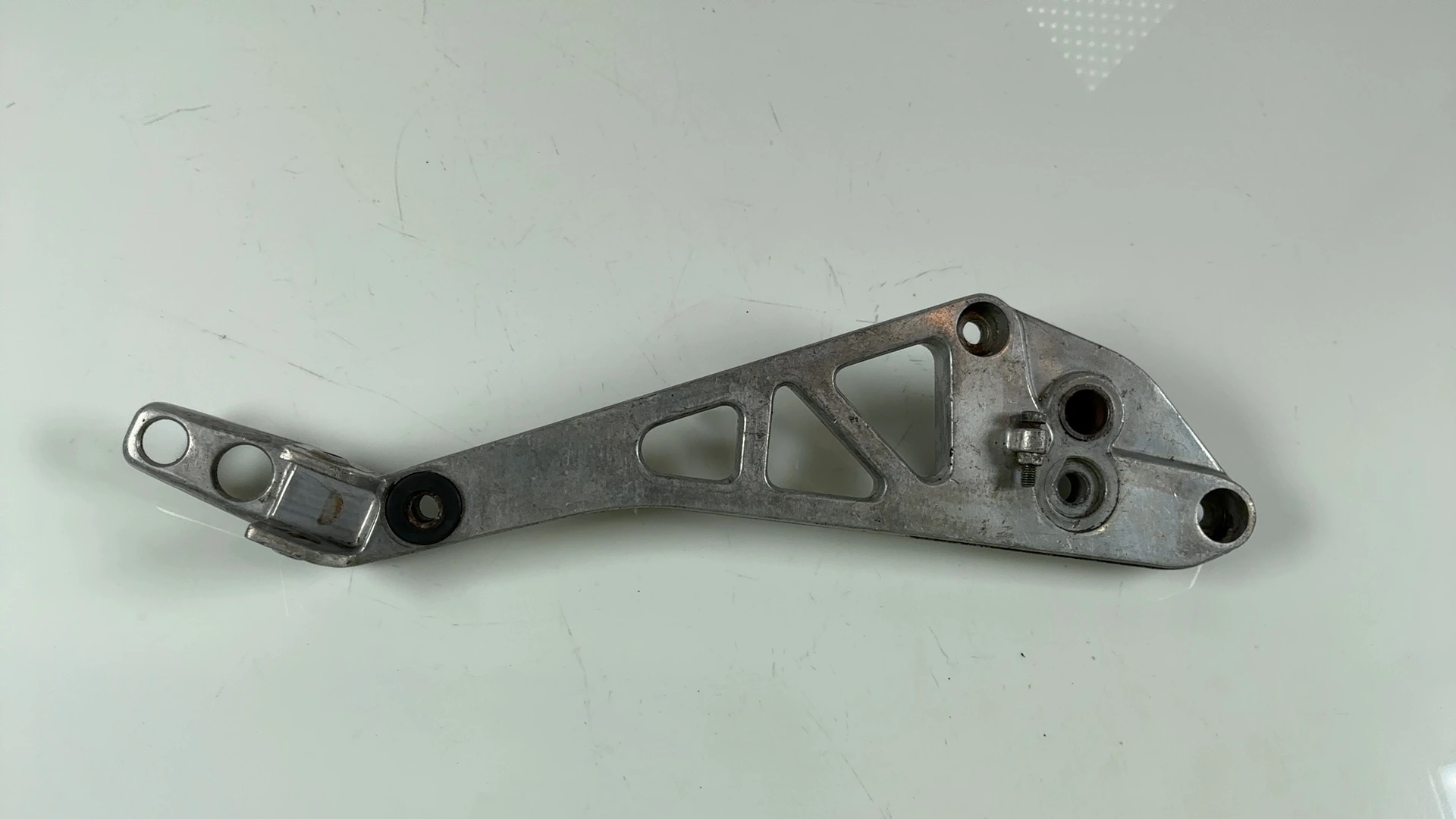 Honda VT250F MC08 250CC Front Right Footrest Bracket 1982-1984 OEM 50610-MB2-000 - Image 6