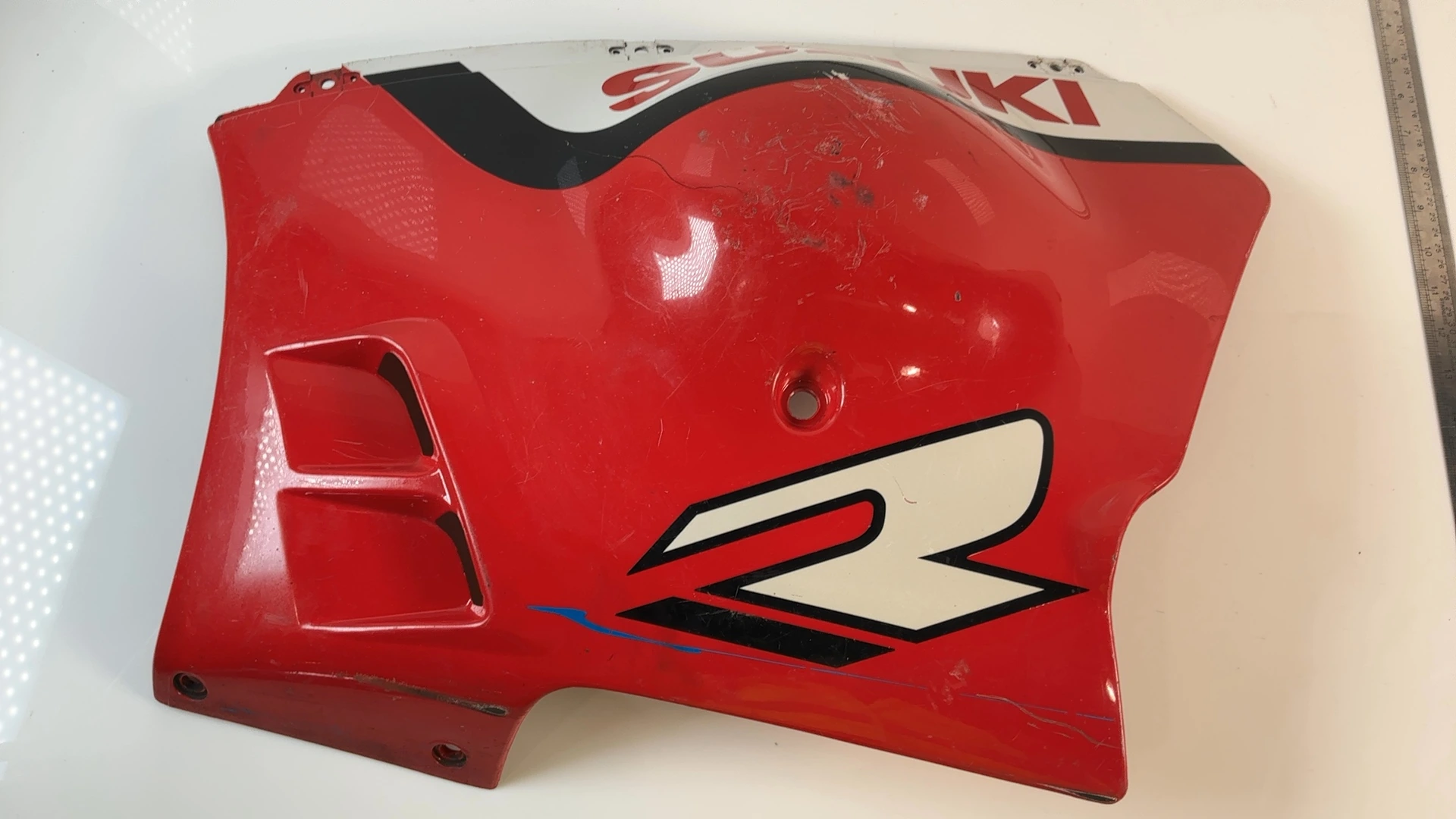 Suzuki GSX-R 1100 GV73B 1100cc Left Mid Fairing 1990 1991 OEM 94481-17C00