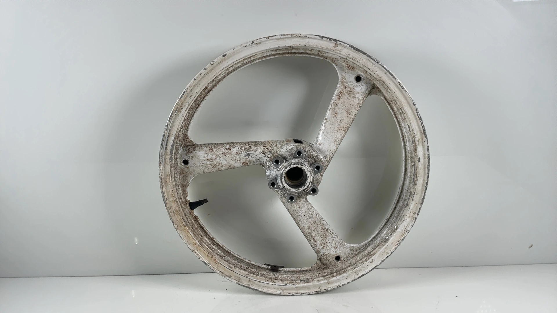 Yamaha TZR250 1KT 250cc Front Wheel Rim 1986-1988 OEM 1KT-25168-00-8L - Image 2