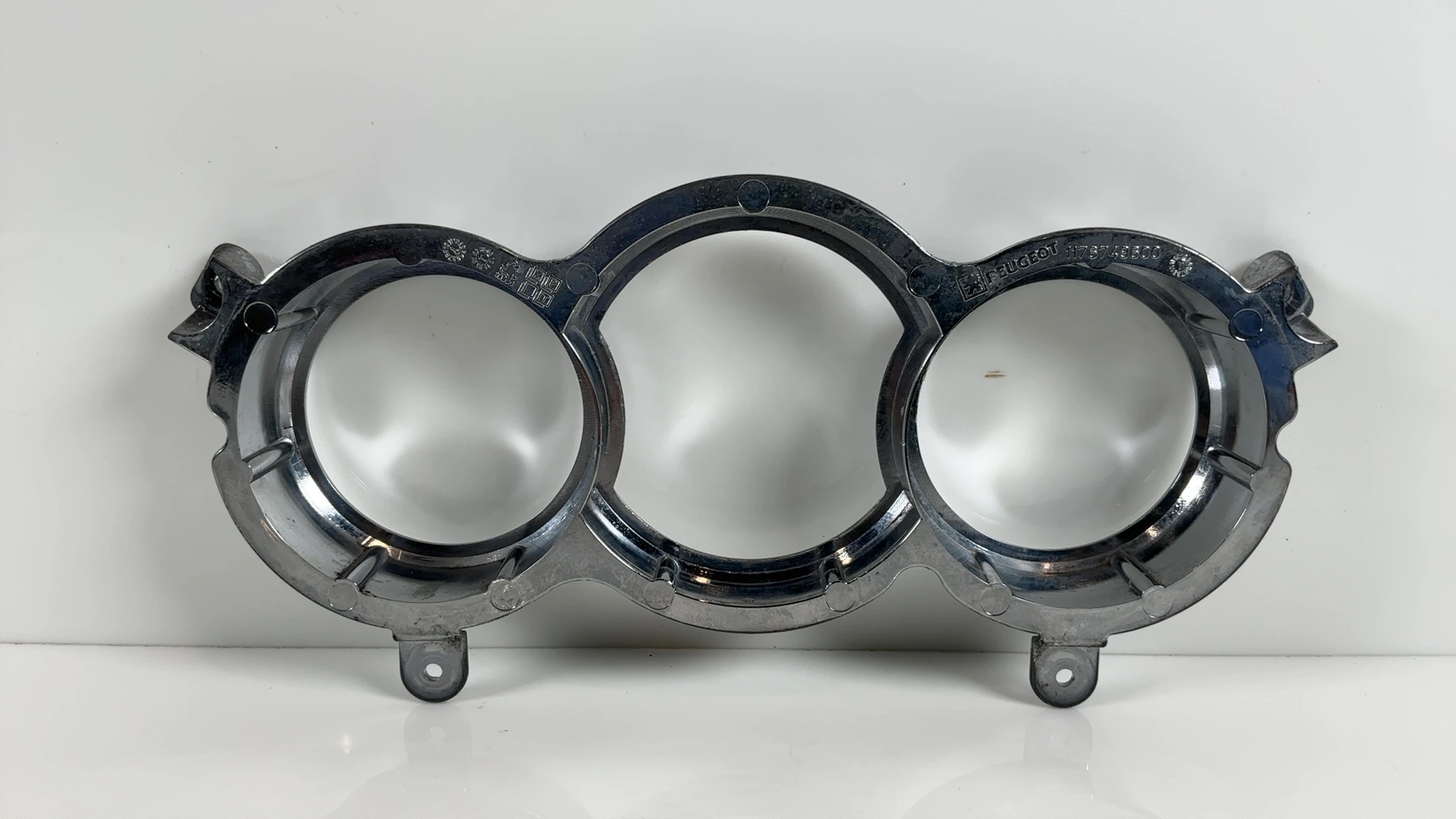 Peugeot Satelis 250 Speedometer Gauge Frame Bezel Trim 2006-2012 OEM 1176749600 - Image 6