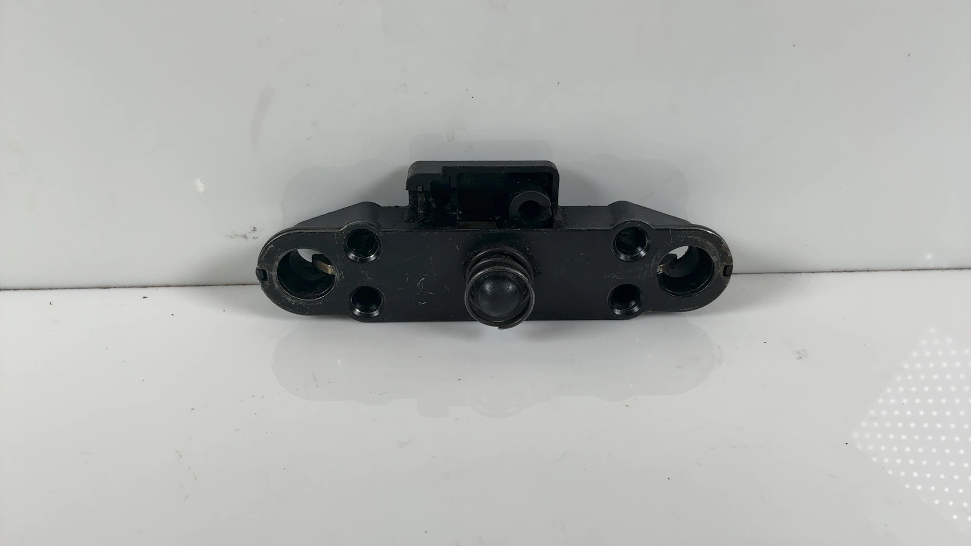 Suzuki Bandit GSF1200 1200cc Seat Lock Latch Catch Mechanism 1996-00 45215-26E00 - Image 1
