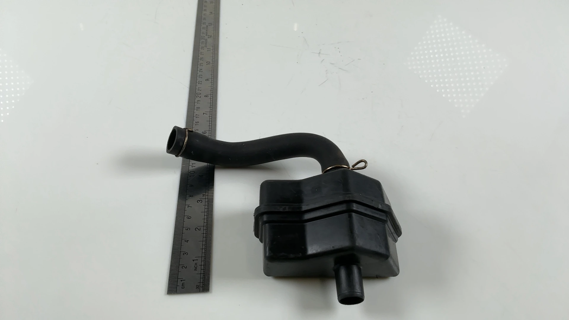 Honda CBR600F3 PC31 600cc Air Intake Resonator Chamber 1995-1998 OEM 17250MAL600 - Image 4