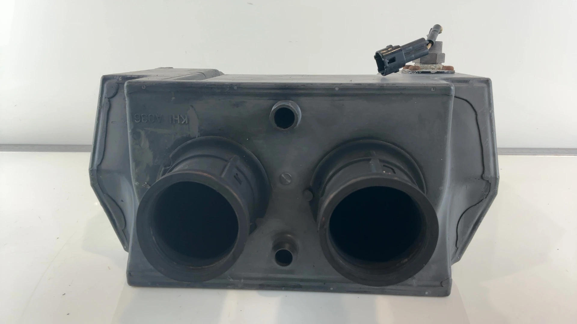 Kawasaki GPz305 EX305 305cc Air Filter Box 1983-1994 OEM 11010-1162 - Image 6
