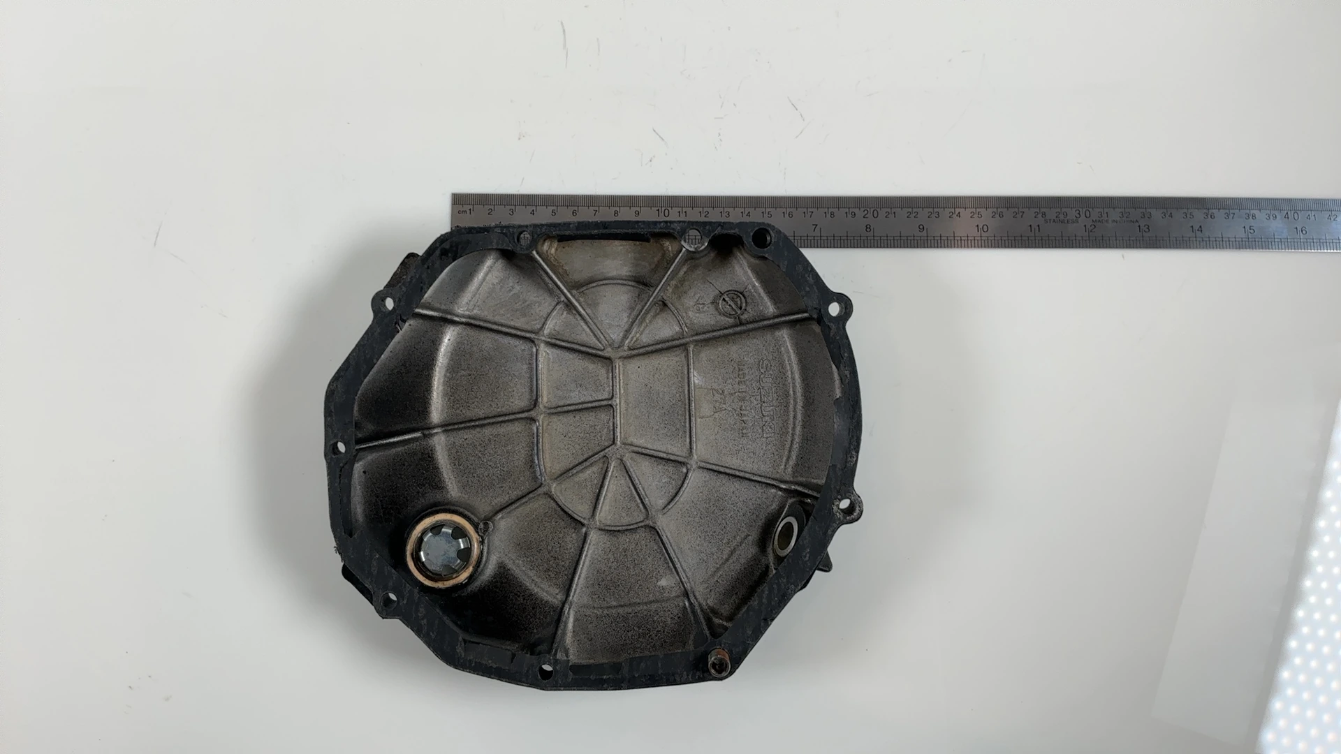 Suzuki Katana GSX750F 750cc Clutch Cover 1988-1992 OEM 11340-27A00 - Image 2