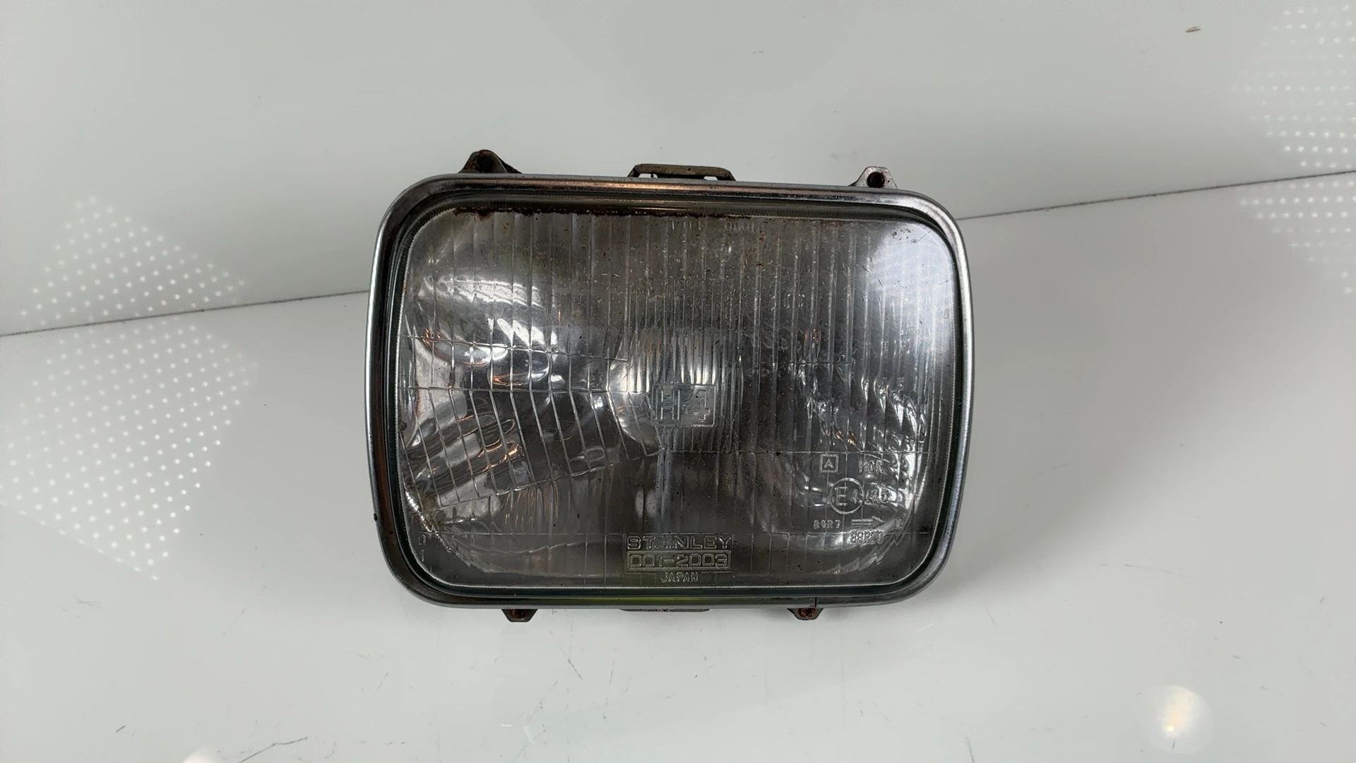 Honda VT500E VT500 500cc Headlight Lamp 1983-1988 OEM 33120-MB0-771