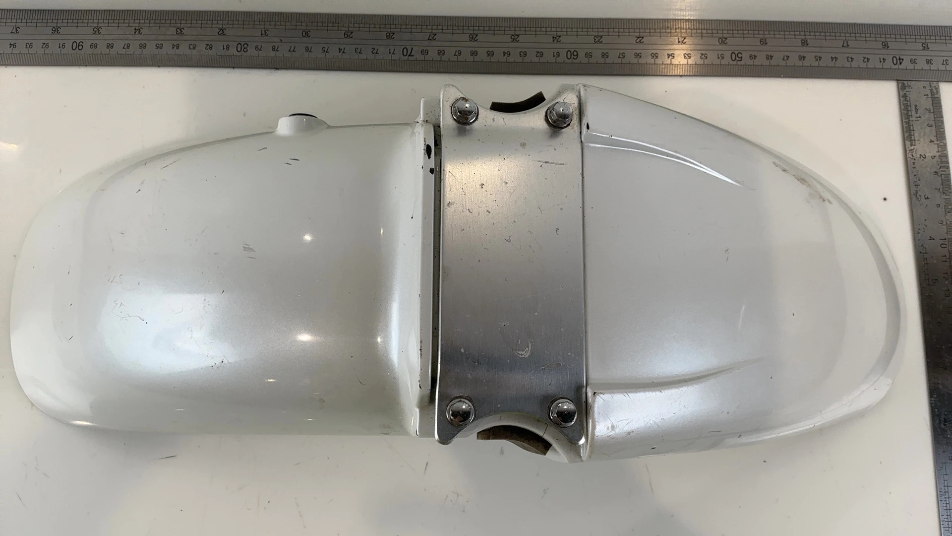Yamaha FZR600 FZR600R 600 cc Front Fender Mudguard 1989-1999 OEM 3FH-21510-00-GE - Image 1