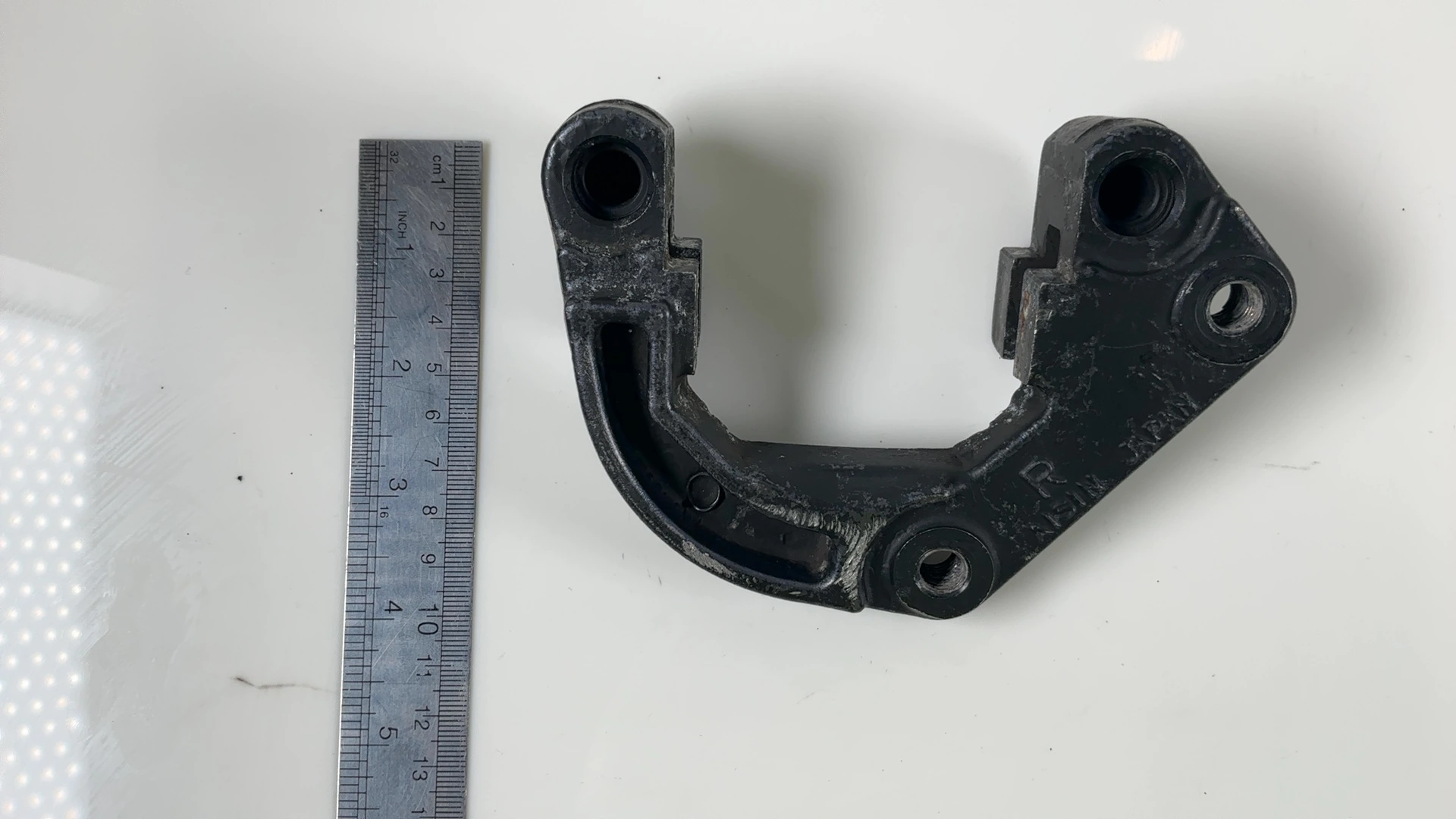 Suzuki GS650G GS650 650cc Front Brake Caliper Bracket 1981 1982 OEM 59100-45881 - Image 4