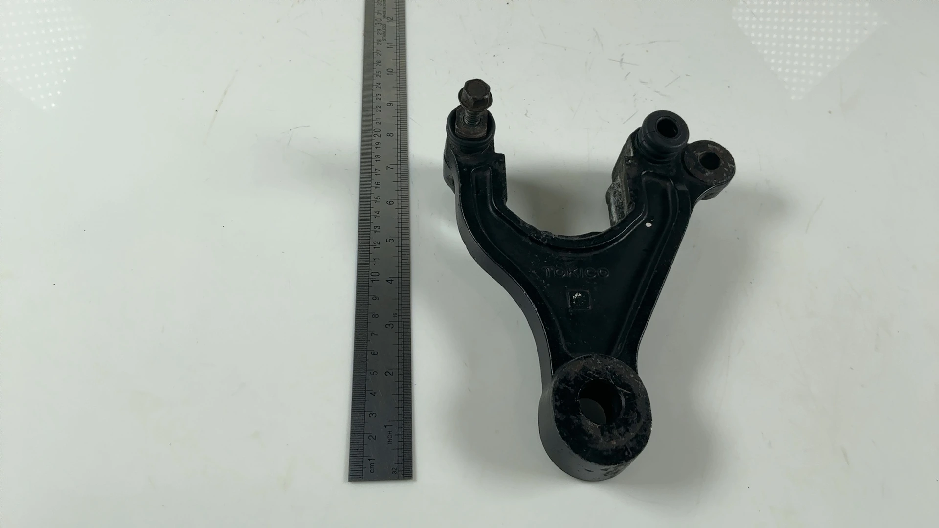 Kawasaki GT750 Z750P 750cc Rear Brake Caliper Bracket 1992 1993 OEM 43041-1111 - Image 4
