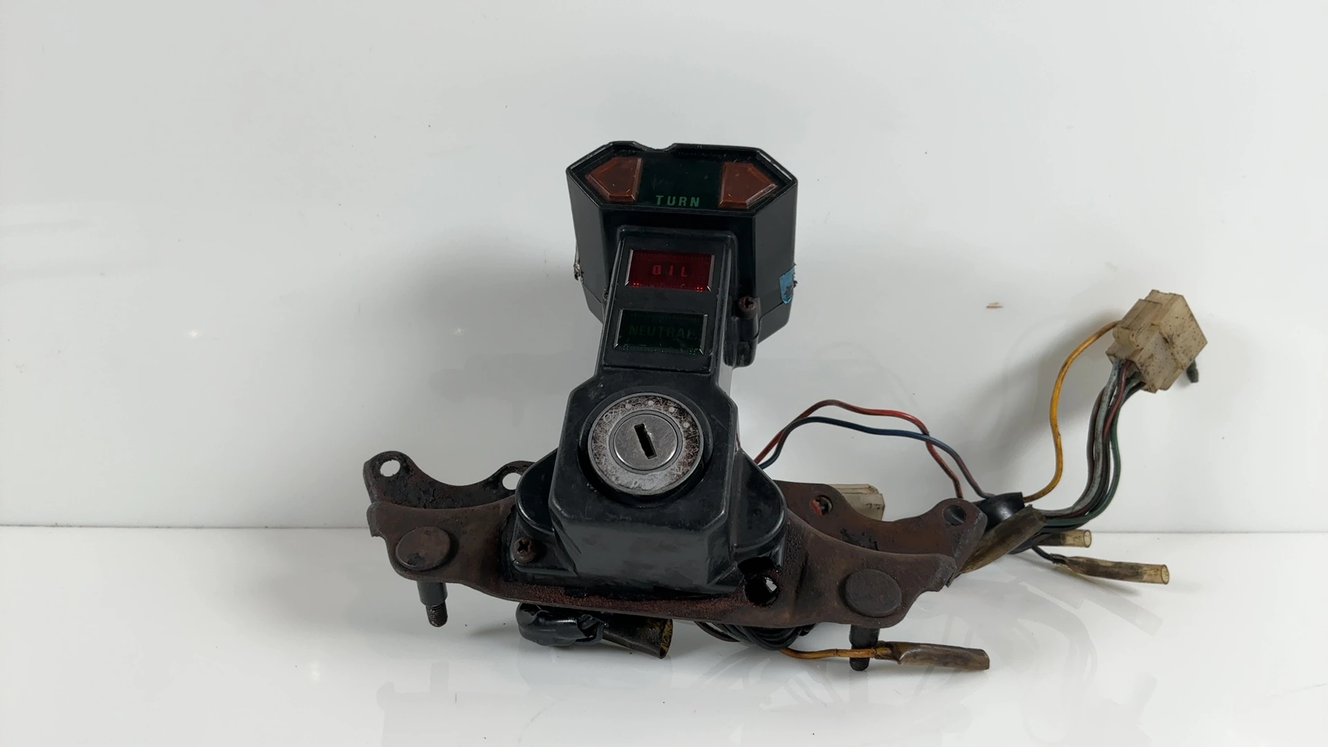 Yamaha XS650 Standard 650cc Indicator Light Bracket 1977-79 OEM 1T3-83568-00-00