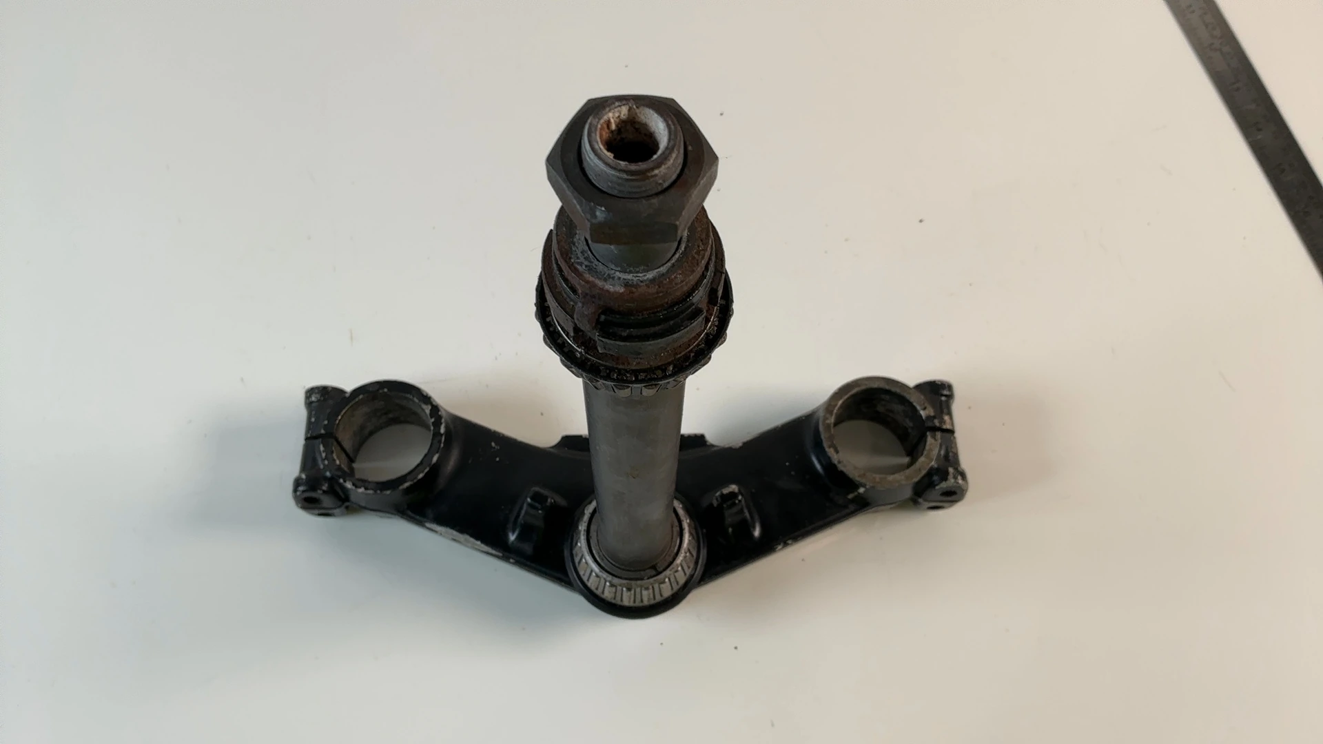 Kawasaki Ninja ZX750 ZX750F Lower Triple Tree Clamp 1986 1987 OEM 44037-1215 - Image 6