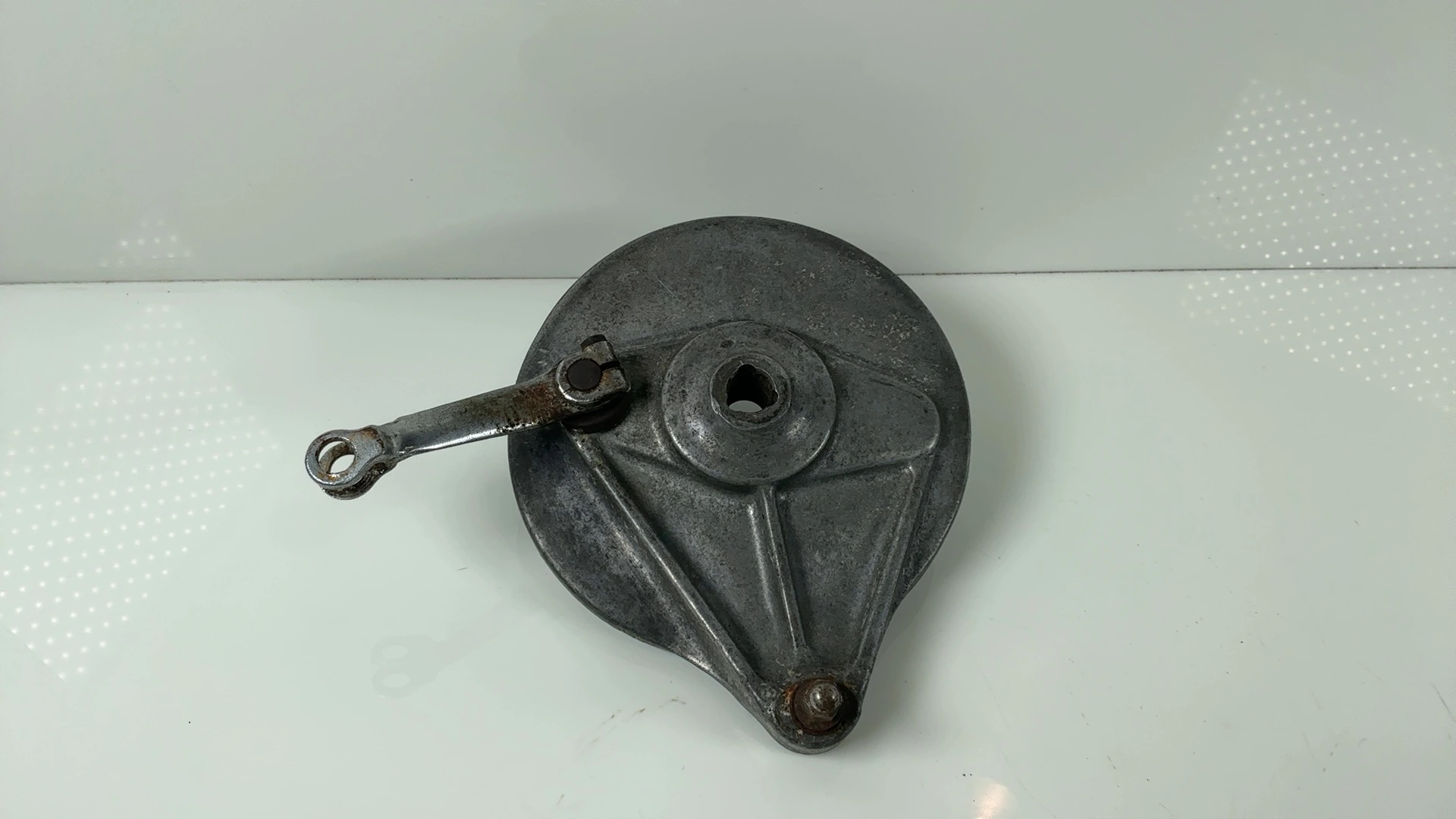 Honda CL350 Scrambler 350cc Rear Brake Plate Drum Panel 1968-1973 43100-286-010