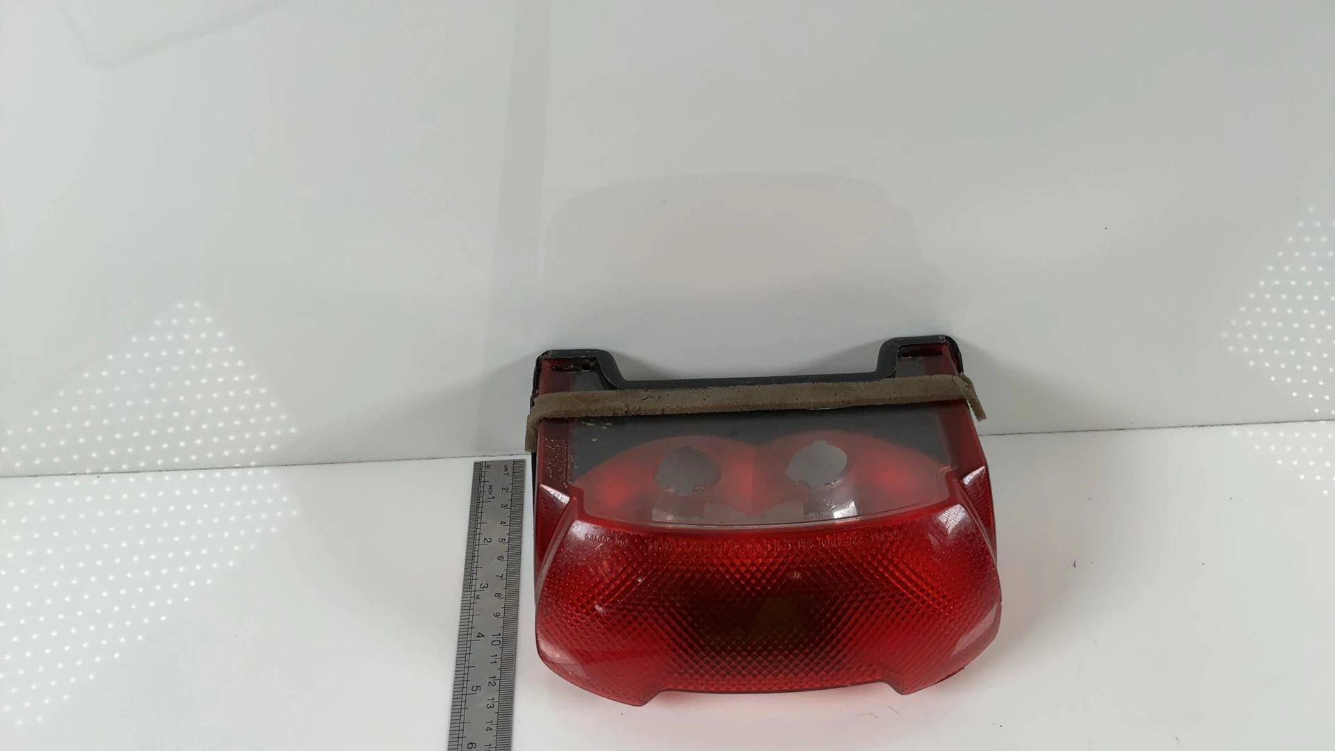 Yamaha YZF1000R Thunderace 1000 Brake Tail Light 1996-2001 OEM 4SV-84710-10-00 - Image 3
