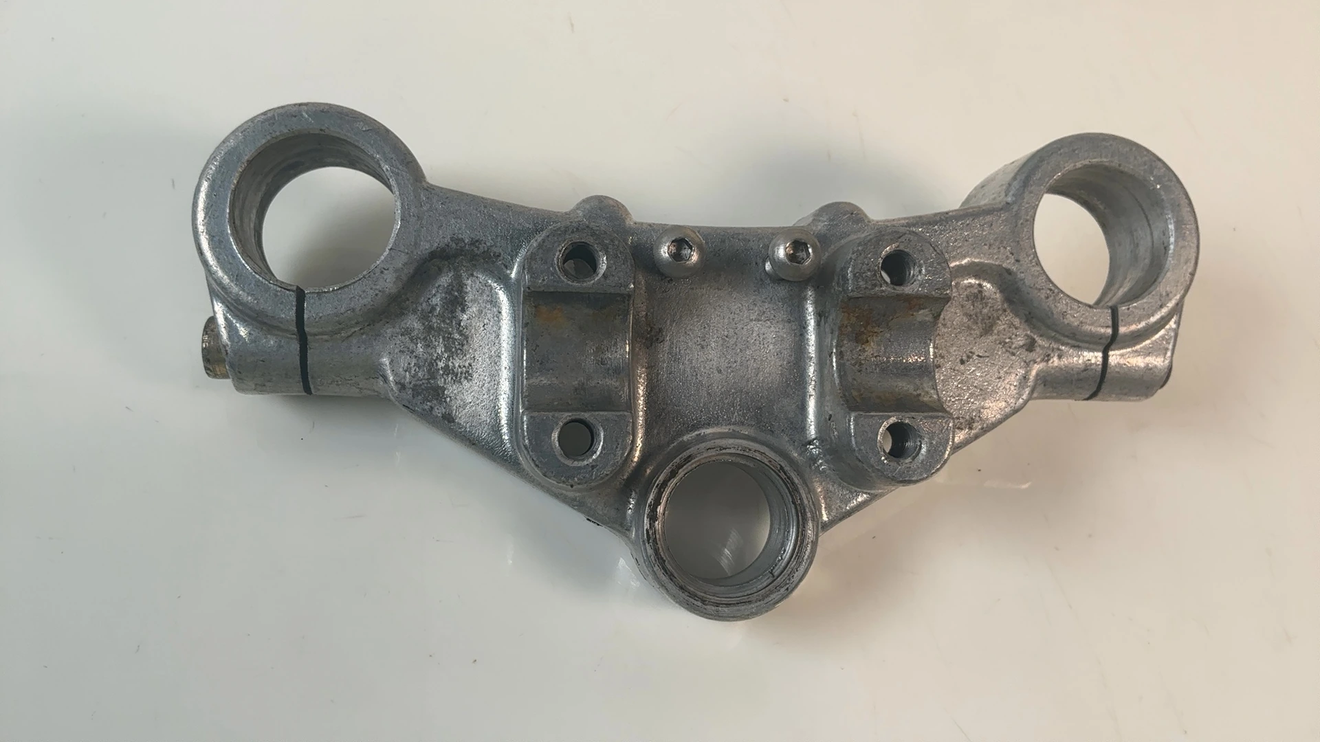 Derbi Senda R SM 50 50cc Upper Fork Bridge Yoke 1999-2001 OEM 00H00206091