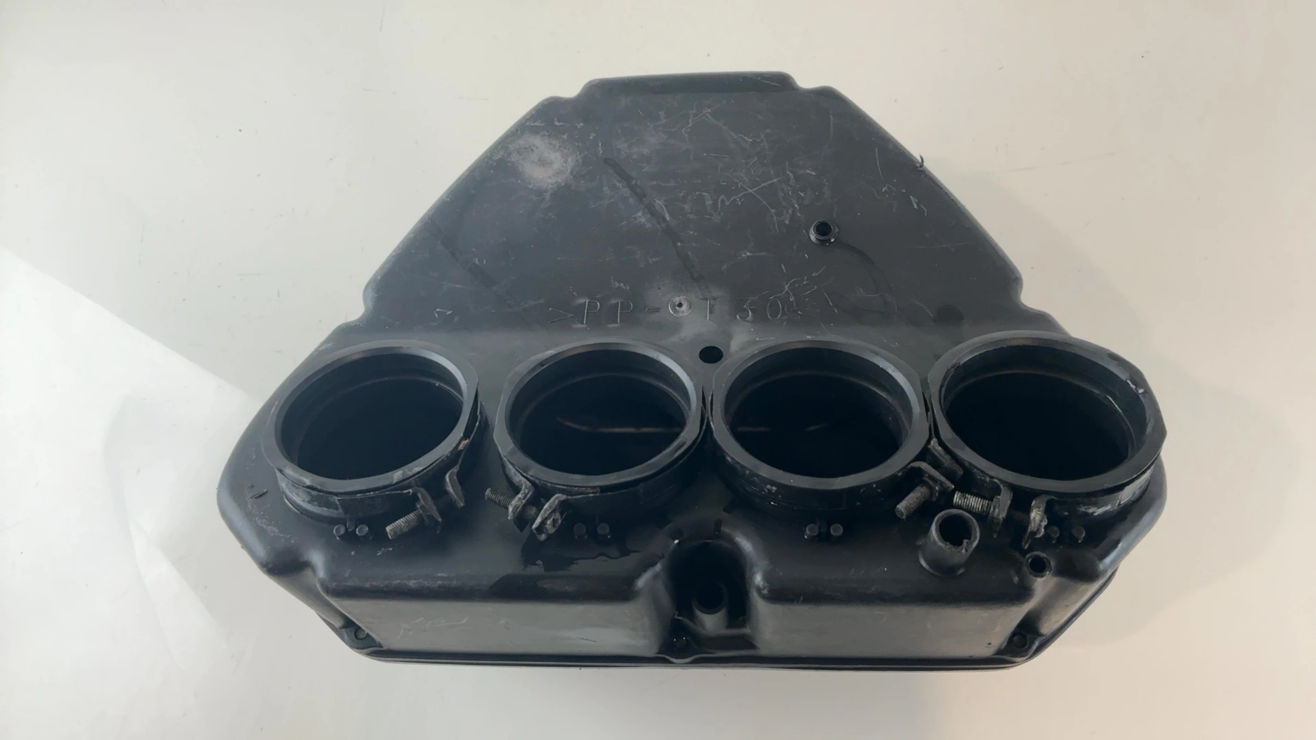 Yamaha YZF R1 YZF-R1 1000cc Airbox Air Filter Box 1998 1999 OEM 4XV-14401-00-00