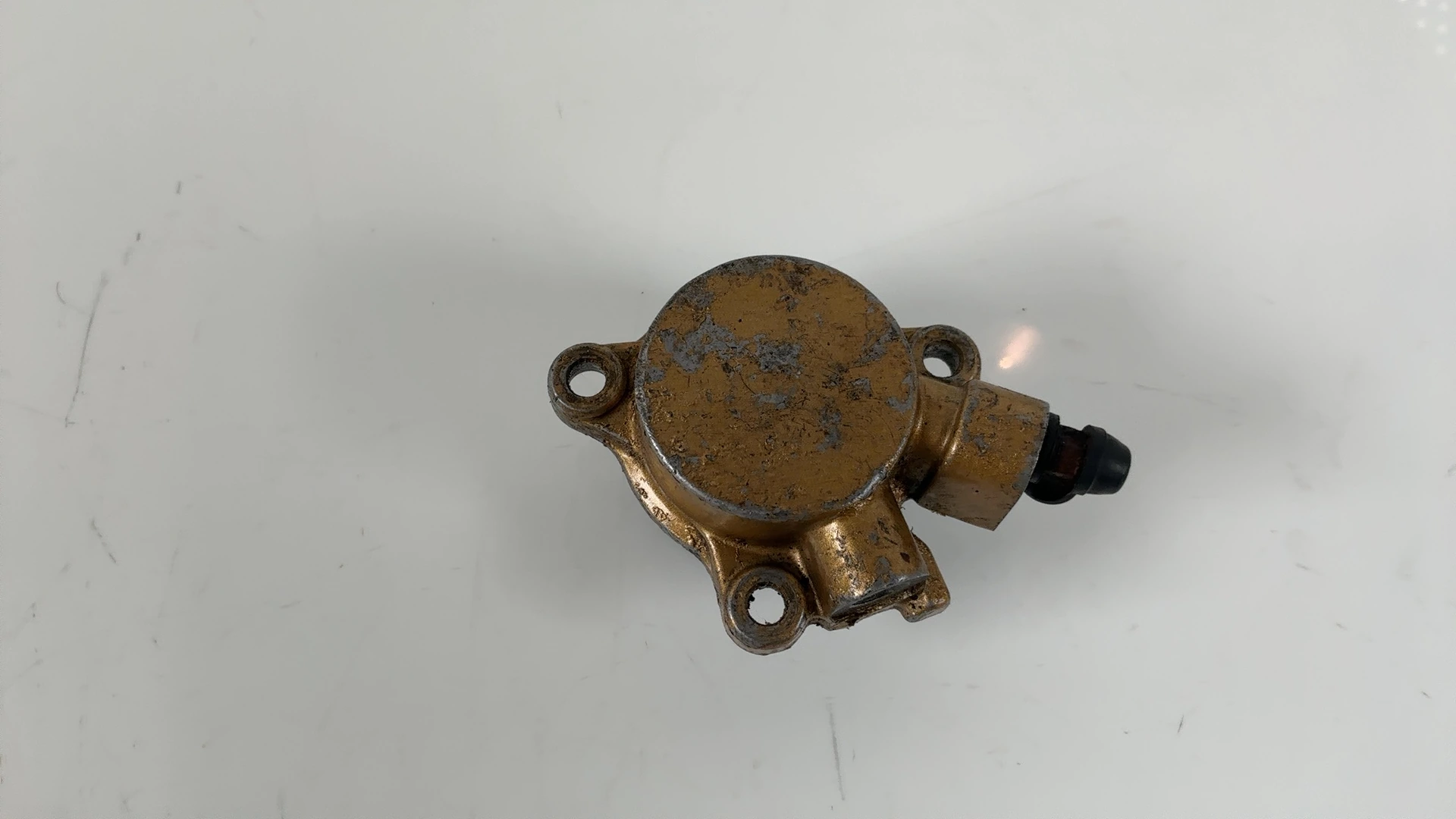 Yamaha FZ750 1FN 750cc Clutch Slave Cylinder 1985-86 OEM 1AE-16381-11-00