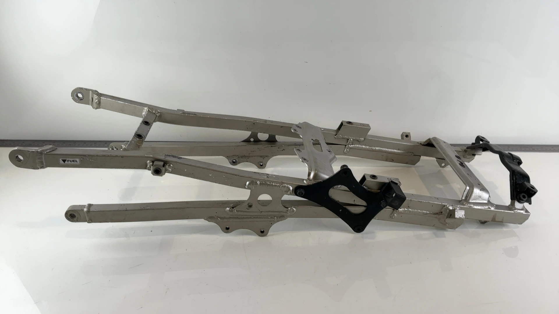Kawasaki Ninja ZX6R ZX600J 600cc Rear Subframe 1998-2002 OEM 32160-1671-TX - Image 3