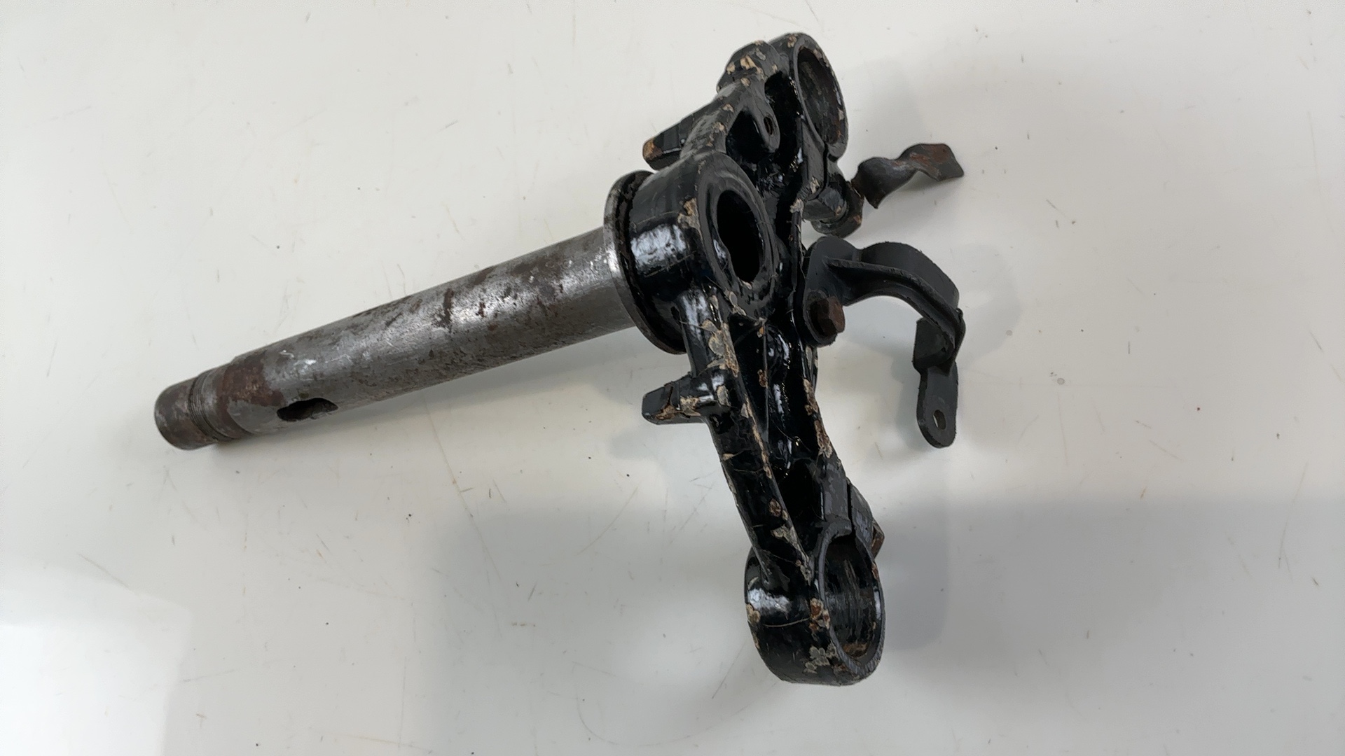 Yamaha RX 100 36L 100cc Front Lower Triple Tree Yoke 1985-96 OEM 36L-F3340-K000 - Image 2