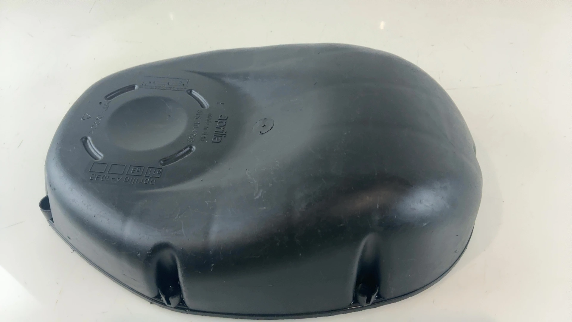 Aprilia RSV Mille 1000 Airbox Filter Cap Cover Lid 1998-2003 OEM AP8149048 - Image 6