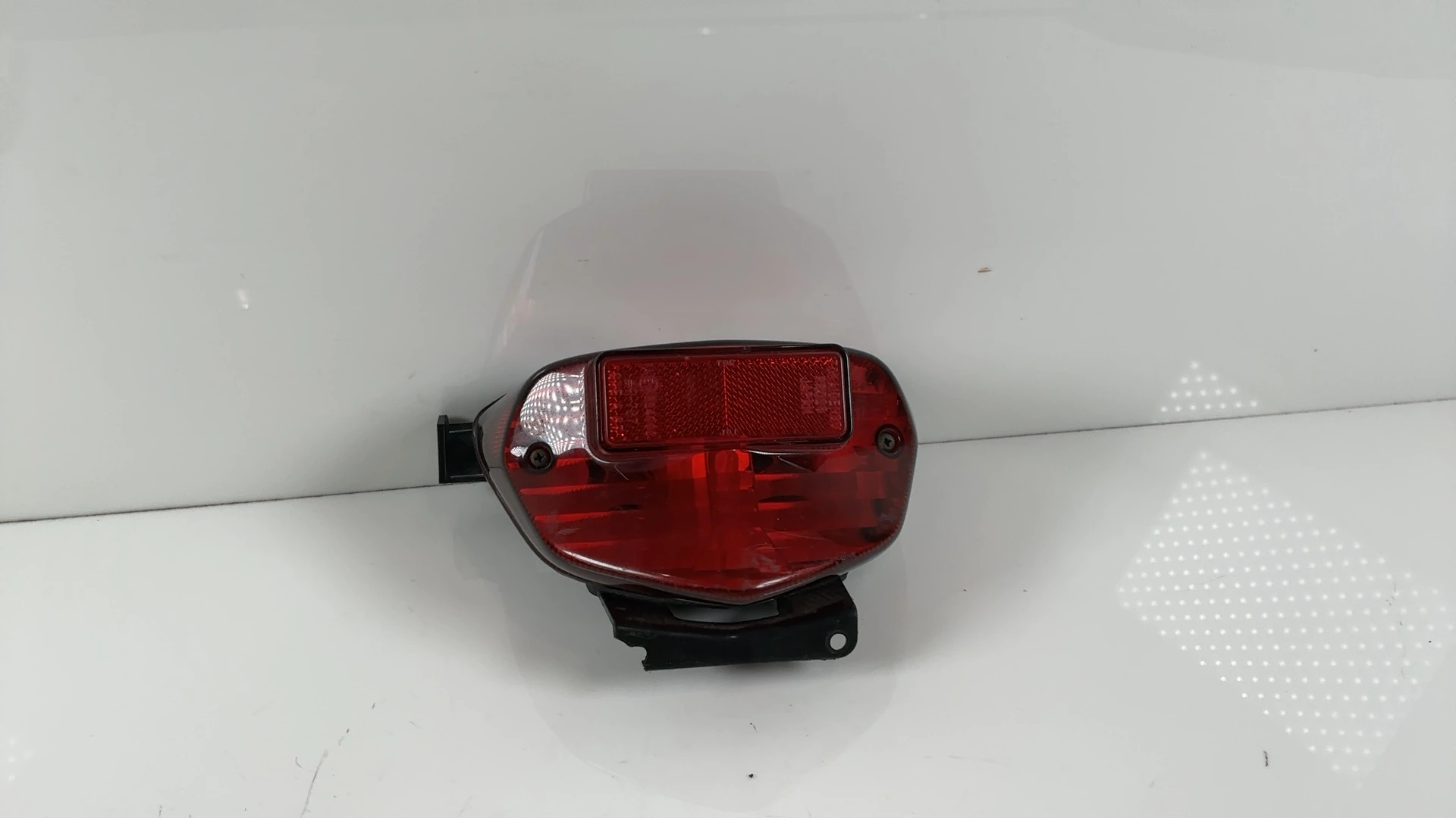 Suzuki GSXR 750 CC Tail Light Brake Lamp 2000-2003 OEM 35710-35F0 - Image 1