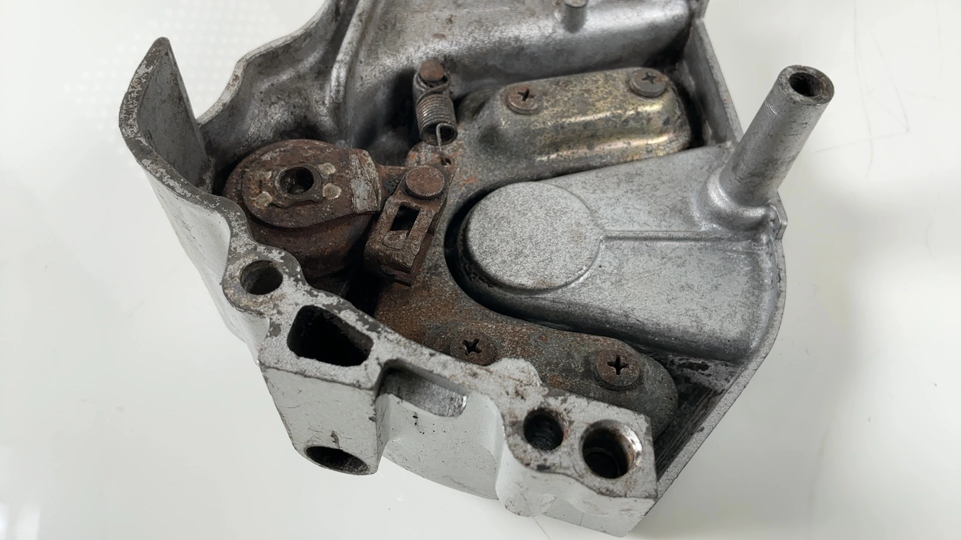 Yamaha FZR600 FZR400 Front Engine Sprocket Cover 1986-1994 OEM 2TK-15411-00-00 - Image 10
