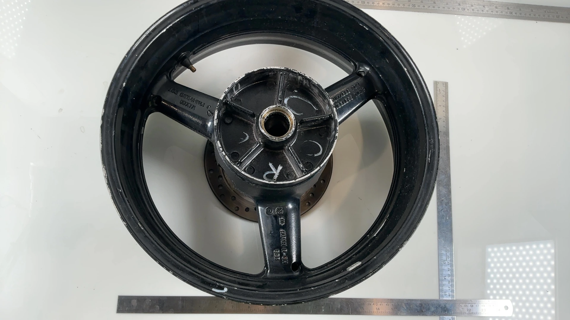 Yamaha YZF R6 YZFR6 600 Rear Wheel Rim 1999-2002 OEM 5EB-25338-00-33 ROH 5EB - Image 3