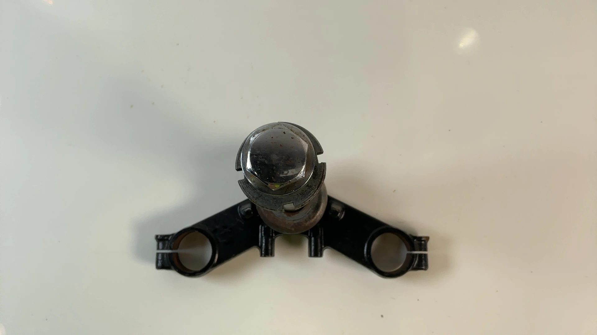 Kawasaki ZZR250 EX250H 250cc Lower Triple Tree Clamp 1990-2007 OEM 44037-1249 - Image 4