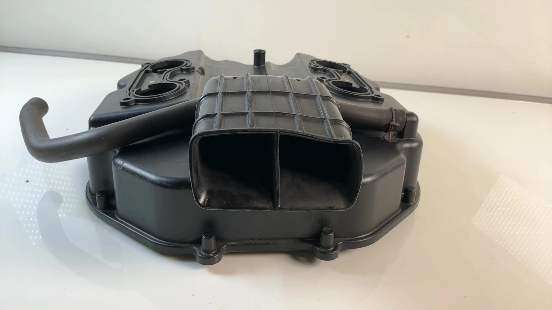 Honda ST1300 Pan European 1300 Lower Airbox Housing 2003-2018 OEM 17221-MCS-G01 - Image 5