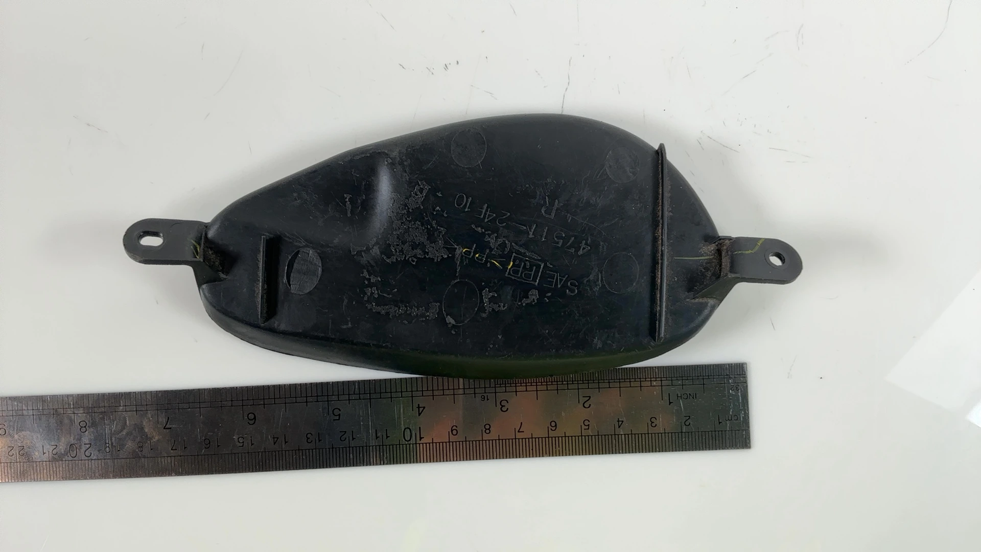 Suzuki Hayabusa GSX1300R 1300 Right Inner Tail Cap 1999-2007 OEM 47511-24F10 - Image 5