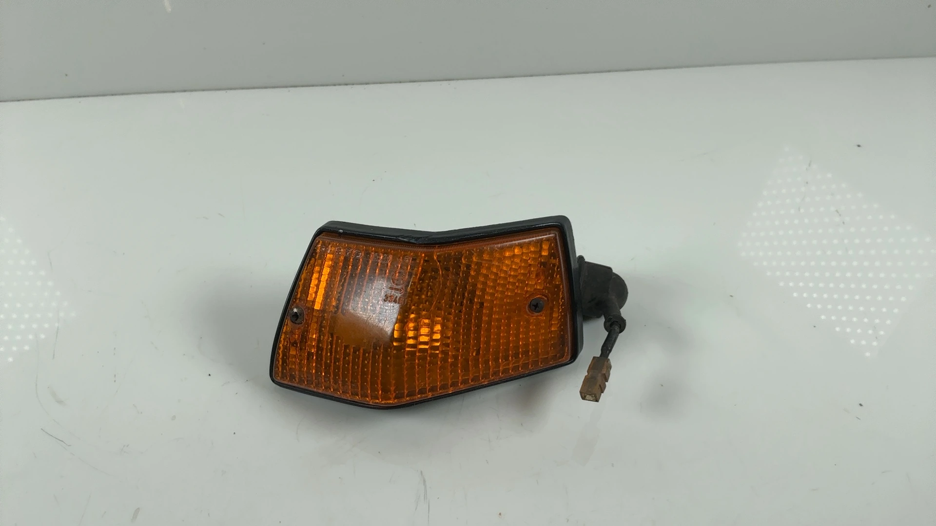 Vespa PX 150 200 Rear Right Turn Signal Light 1980 1981 OEM 230339 - Image 2