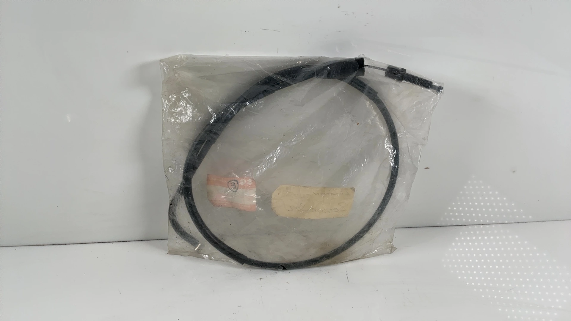 Suzuki GT250 GT380 T250 T305 T350 Clutch Cable 1971-1978 OEM 58200-30X00 - Image 2