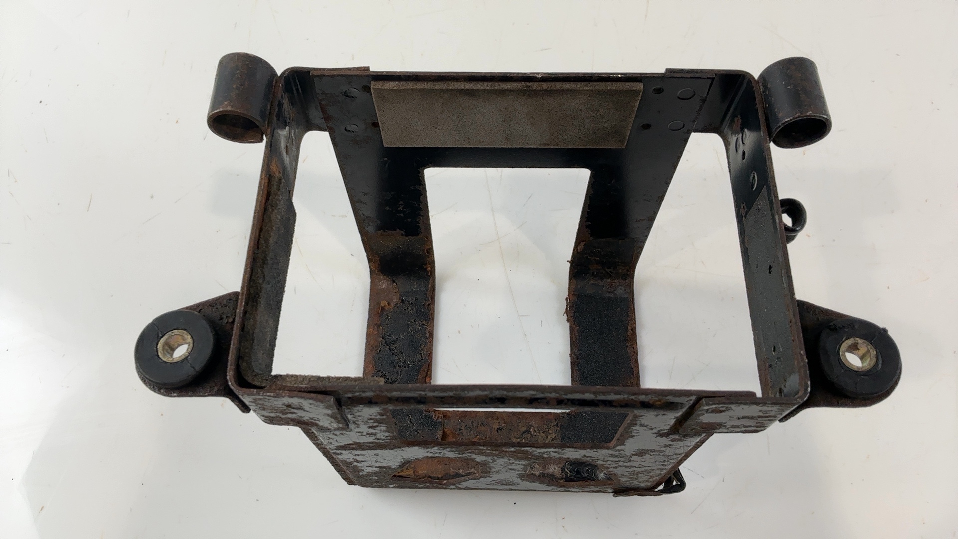 Suzuki Katana GSX750S 750cc Battery Box Tray Holder 1981-1985 OEM 41540-08C00 - Image 5