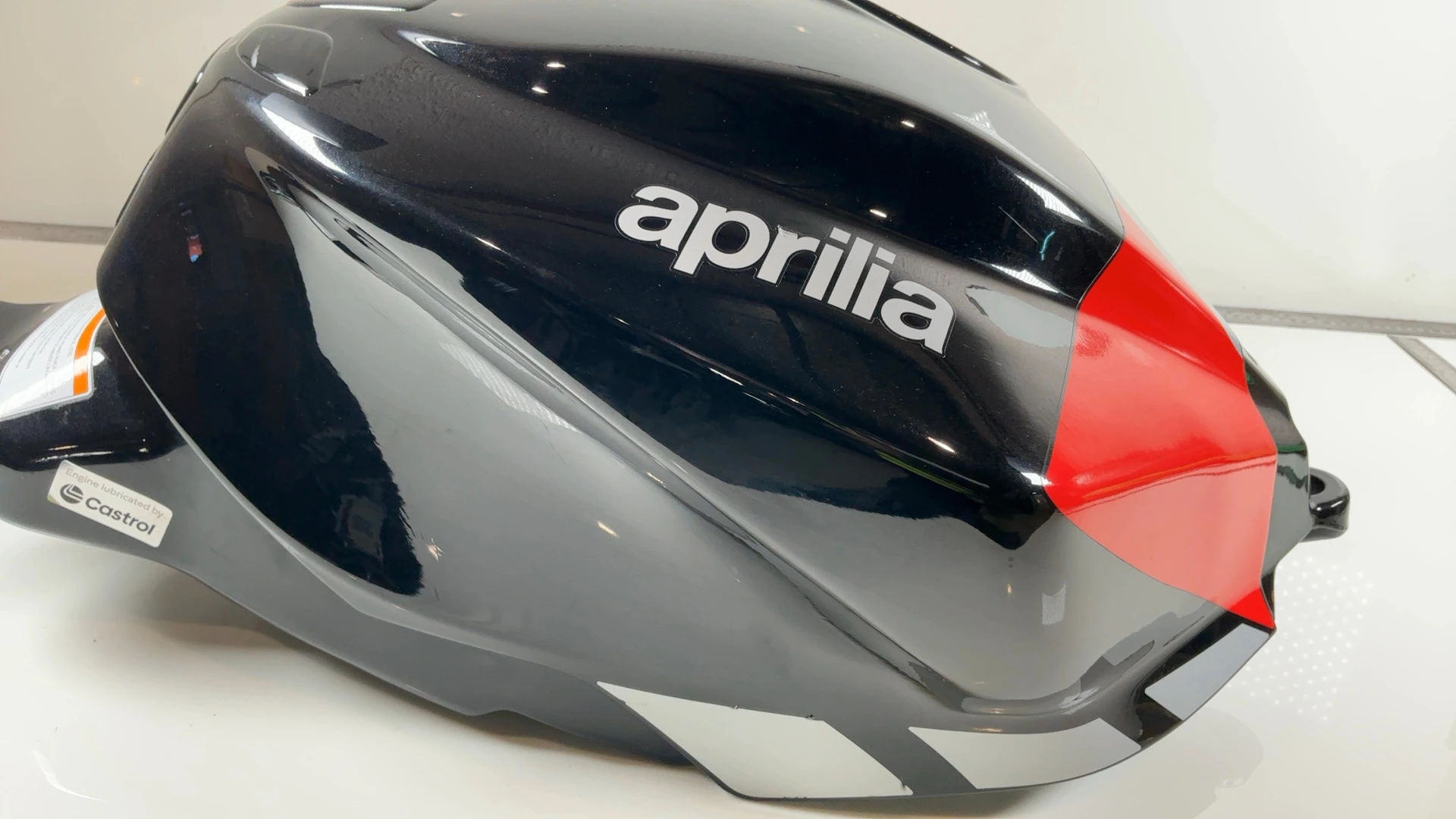 Aprilia Tuono 660 Factory RS660 660cc Gas Fuel Tank 2021-26 OEM 2B005484 Acerbis - Image 2
