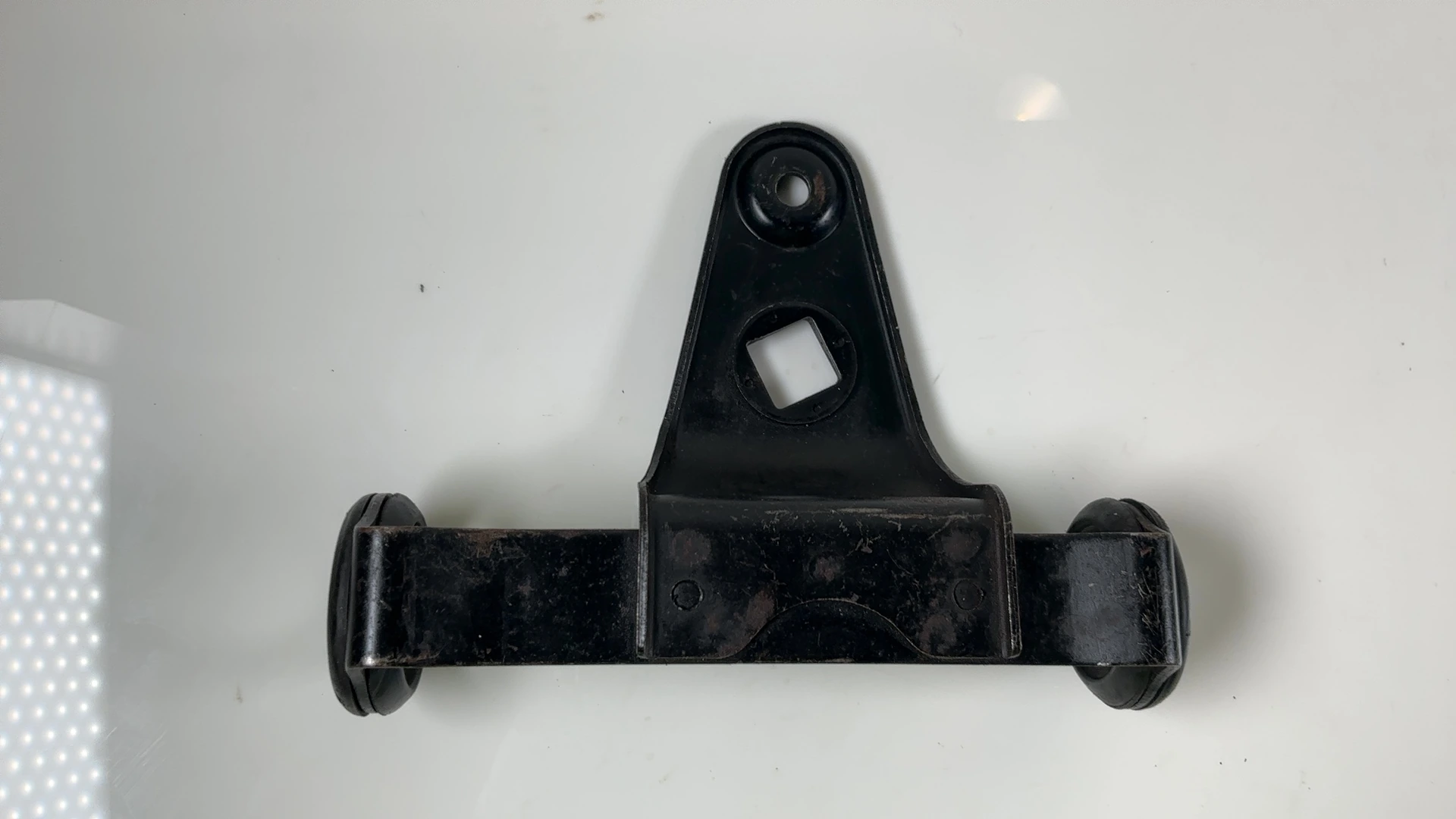 Suzuki GS850G GS850 850 Right Headlight Bracket 1979-1981 OEM 51530-45100-291 - Image 2