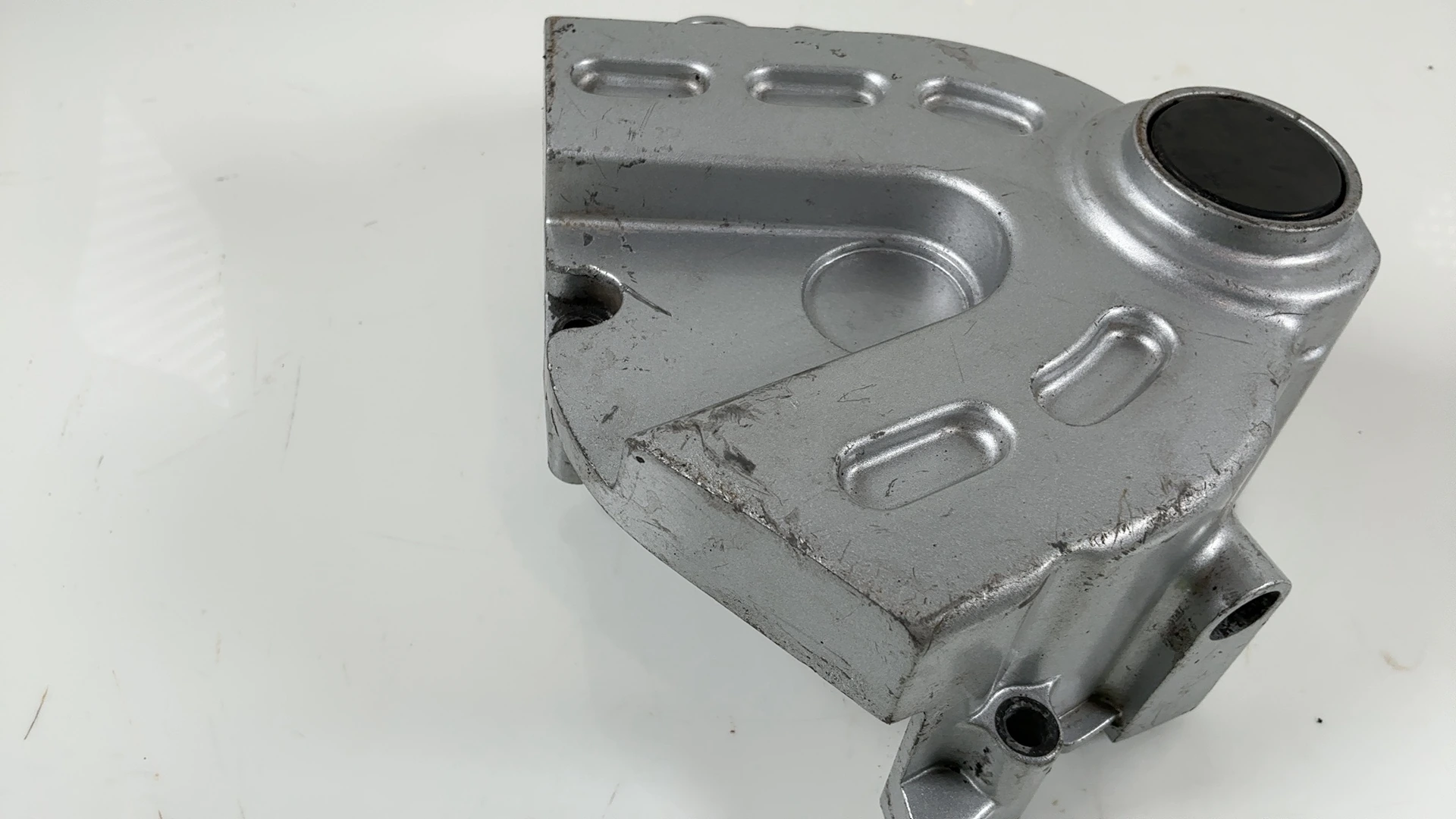 Yamaha FZR600 FZR600R 600 cc Front Drive Sprocket Cover 1989-99 2TK-15411-00-00 - Image 4