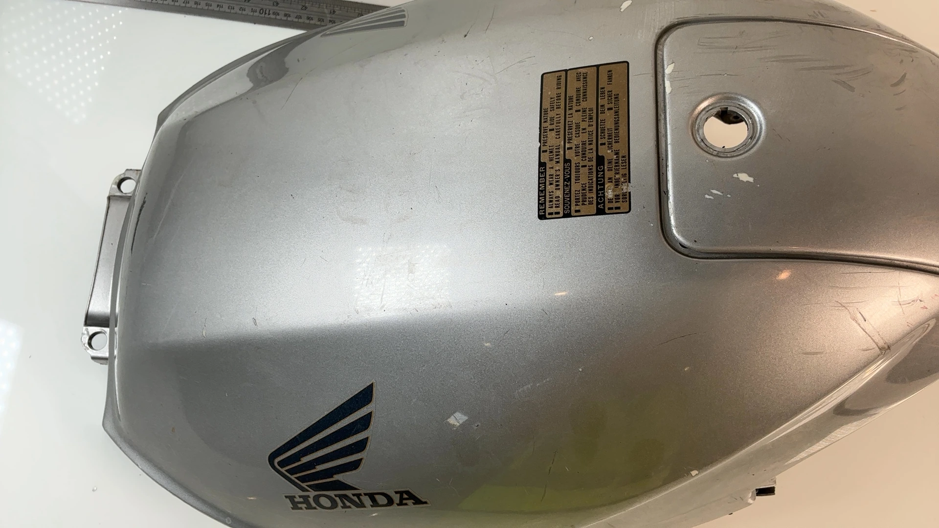 Honda ST1100 Pan European 1100cc Tank Cover Shelter 1990-2002 OEM 83150-MT3-0100 - Image 2