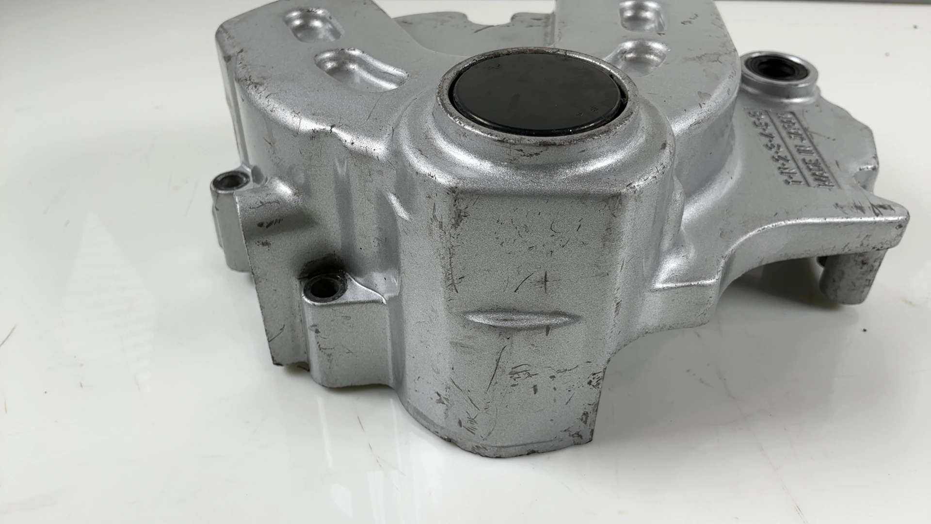 Yamaha FZR600 FZR600R 600 cc Front Drive Sprocket Cover 1989-99 2TK-15411-00-00 - Image 6