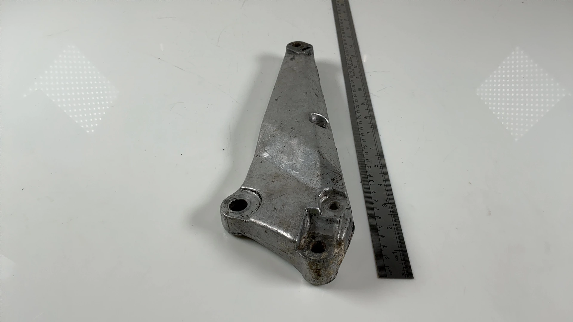 Honda CB250N Super Dream 250cc Left Footrest Bracket 1978-1984 OEM 50700-443-611 - Image 3