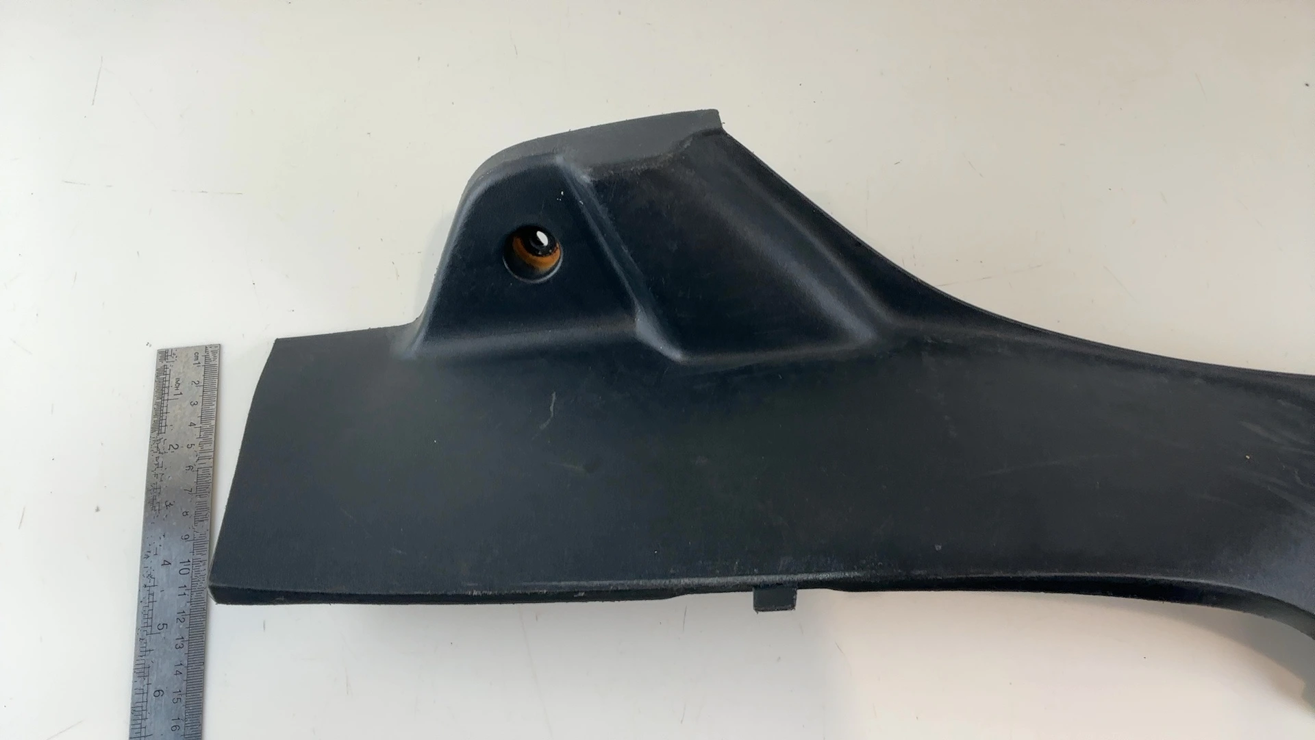 Peugeot Elyseo 125 CC Left Under Footboard Running Board 1999-2007 OEM 11738077G - Image 3