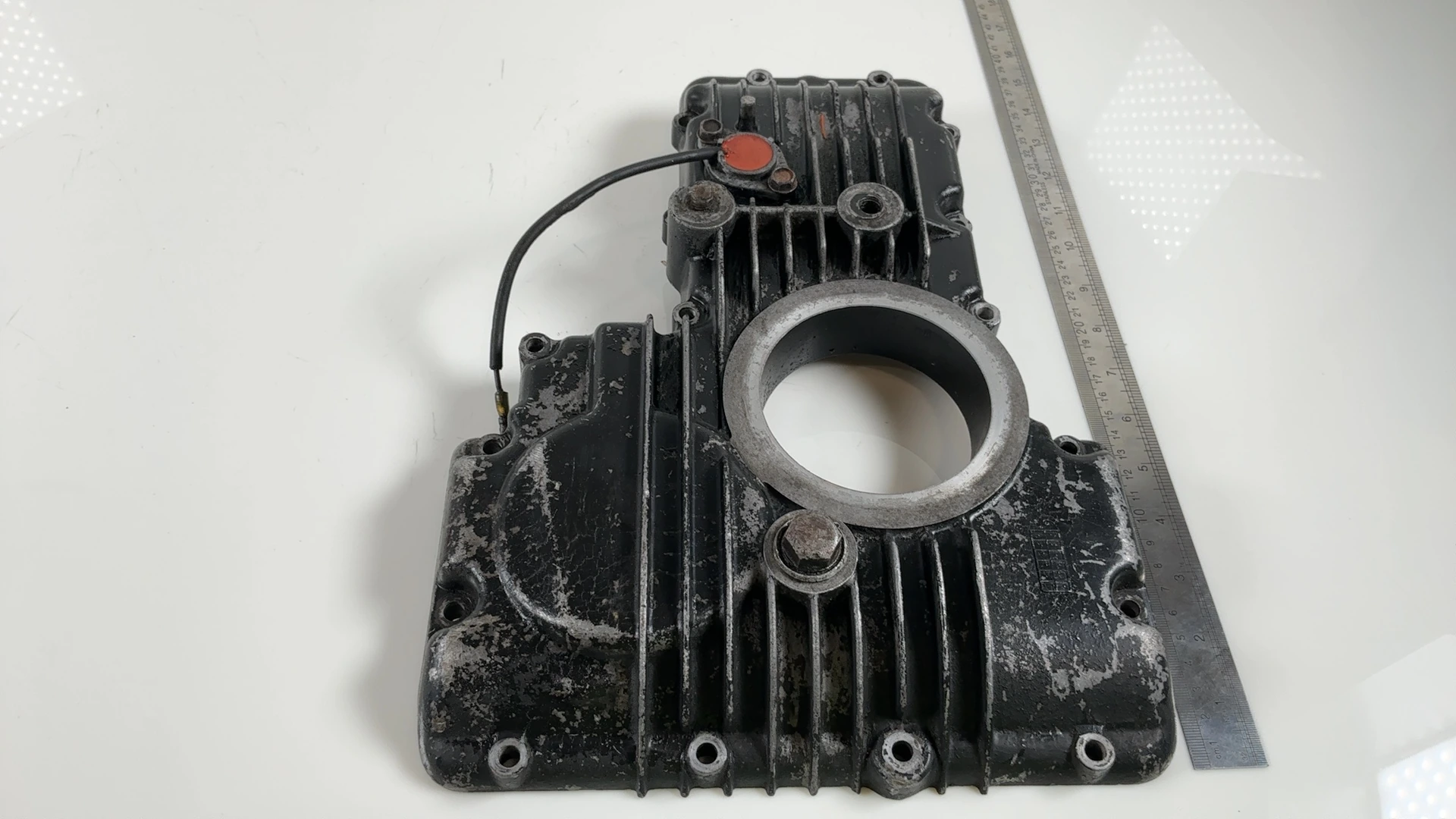 Kawasaki GPz1100 ZX1100A 1100 Engine Oil Pan 1983-1984 OEM 49034-5013 - Image 2