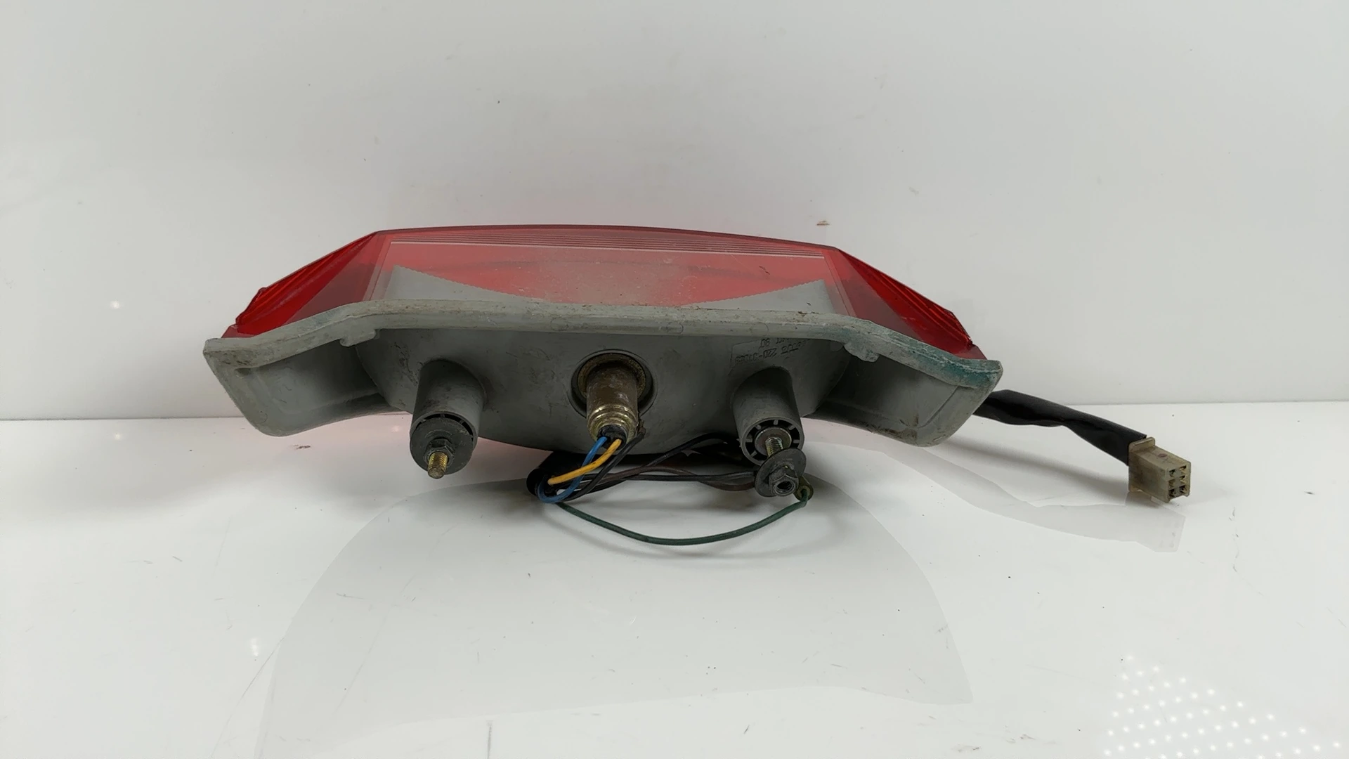 Yamaha XJ600 Diversion 4BR 600 Taillight 1992-2003 OEM 4BP-84710-00 - Image 7