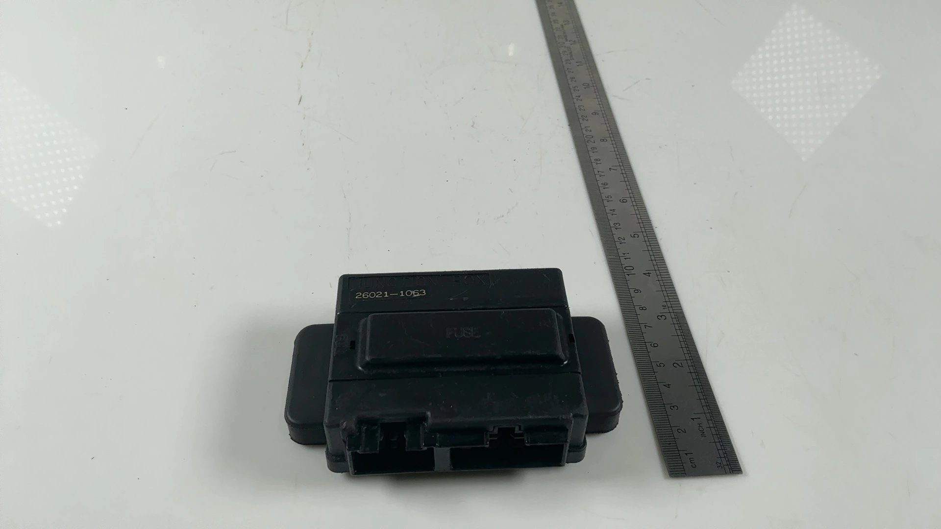 Kawasaki ZZR600 ZX600D 600CC Fuse Box Junction Box 1990-1992 OEM 26021-1063 - Image 3