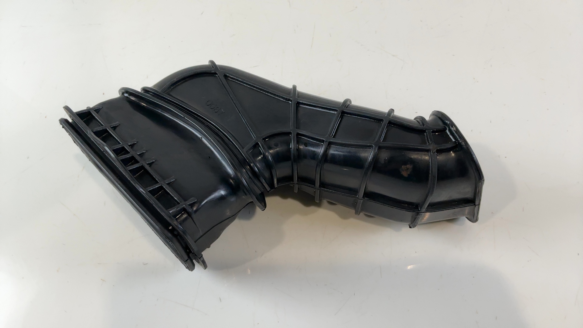 Kawasaki Ninja ZX10R ZX1000C 1000 CC Left Air Intake Duct 2004-05 OEM 14073-0067