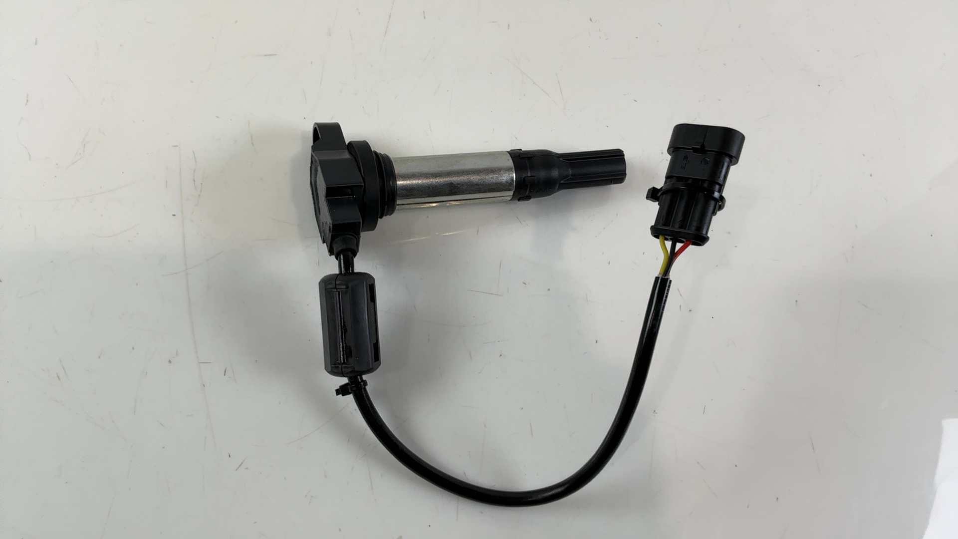 Aprilia Tuono V4 Factory 1100 Ignition Coil 2021-2024 OEM 857501 - Image 2